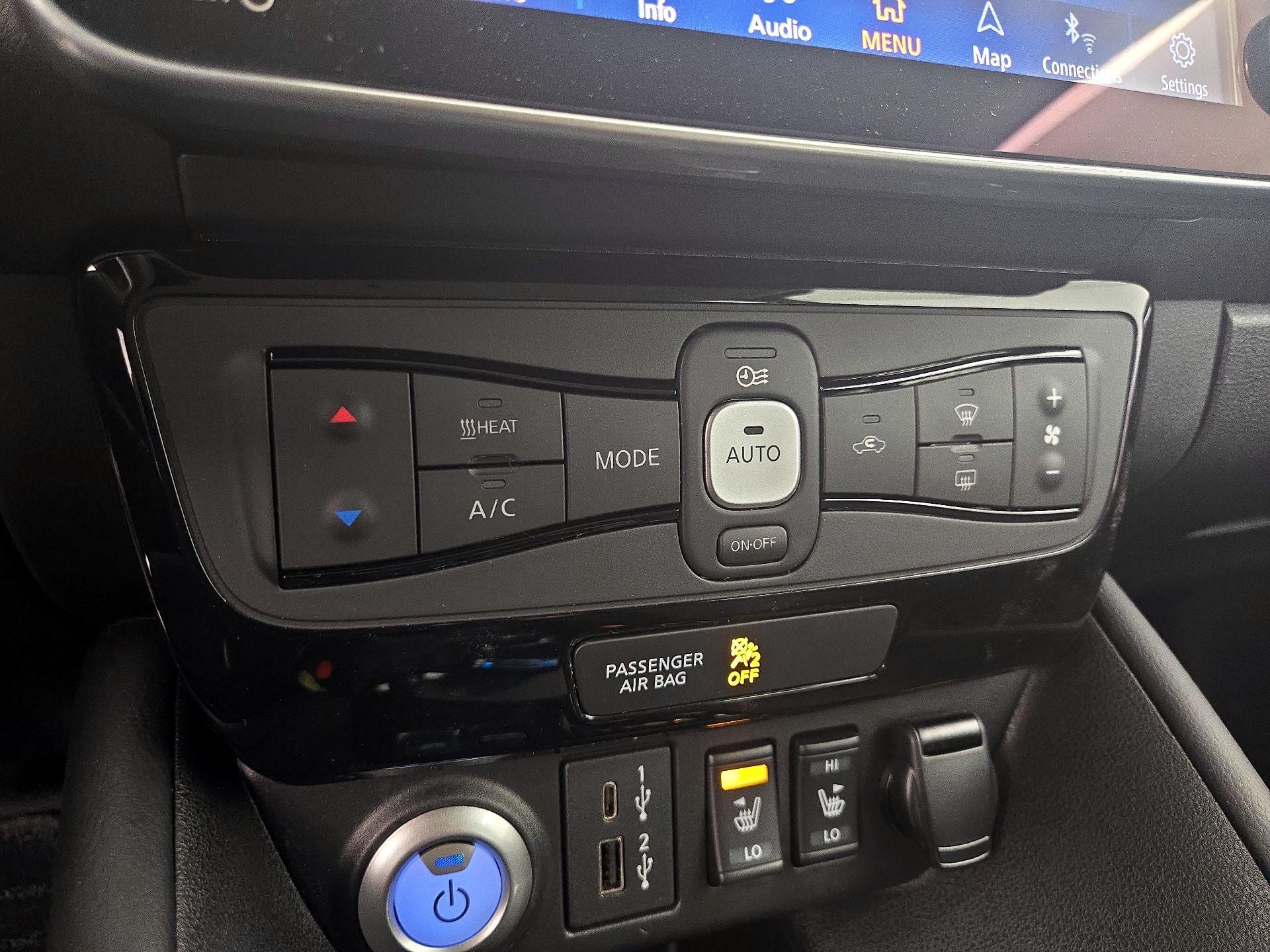 Thumbnail: 2023 Nissan Leaf - 17