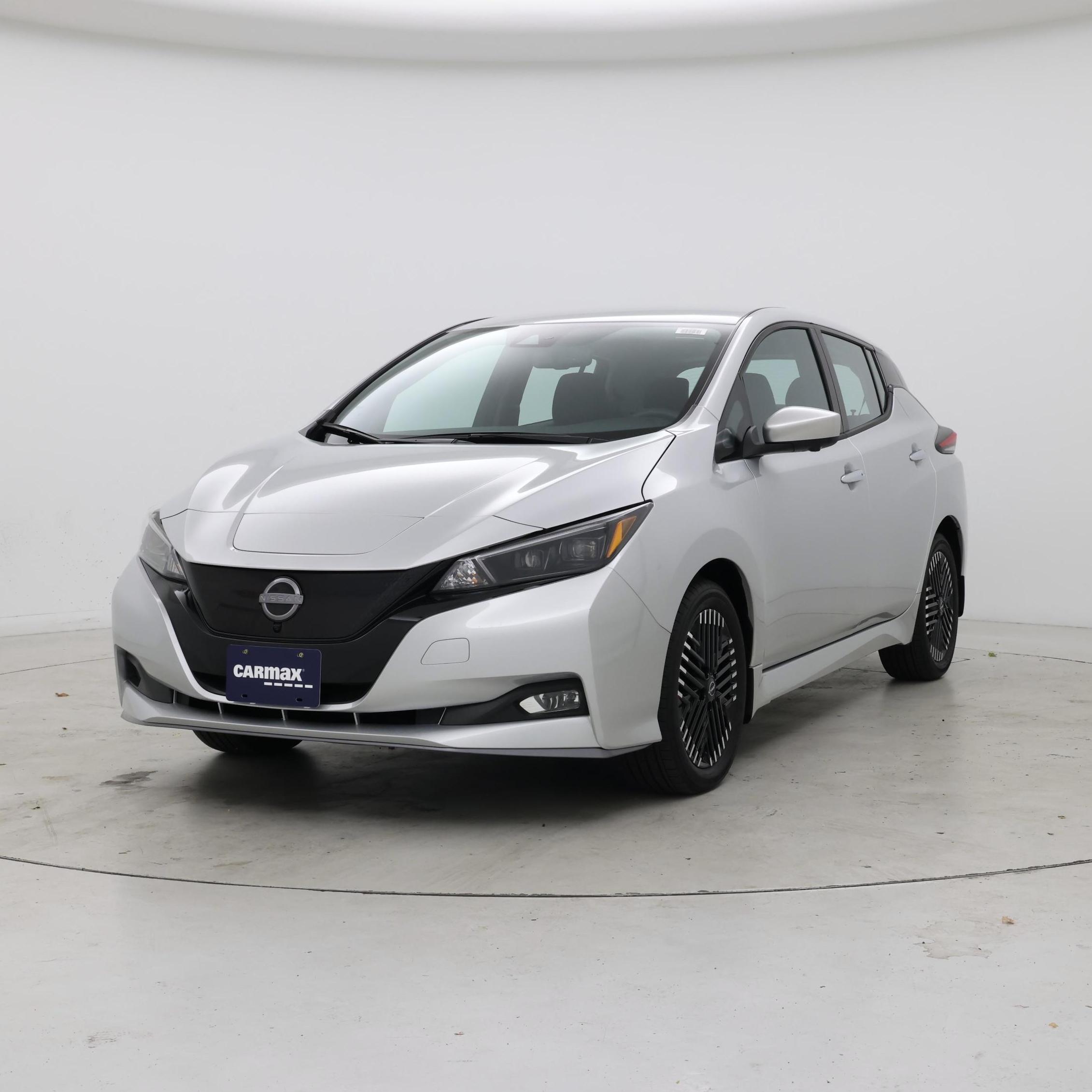 Thumbnail: 2023 Nissan Leaf - 4