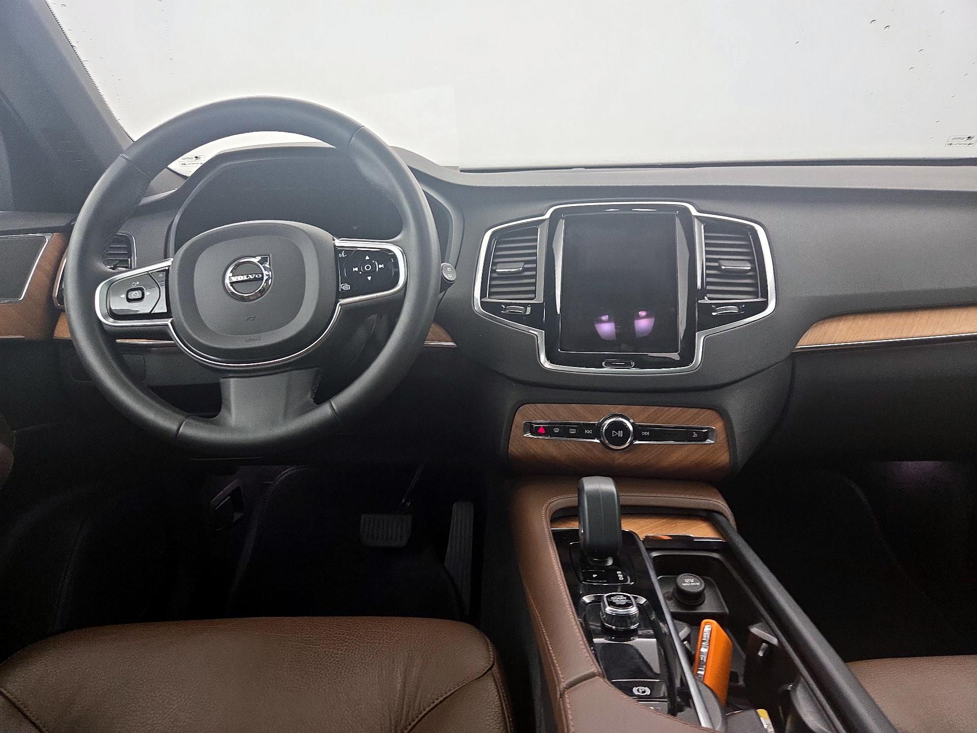 Thumbnail: 2023 Volvo XC90 - 9