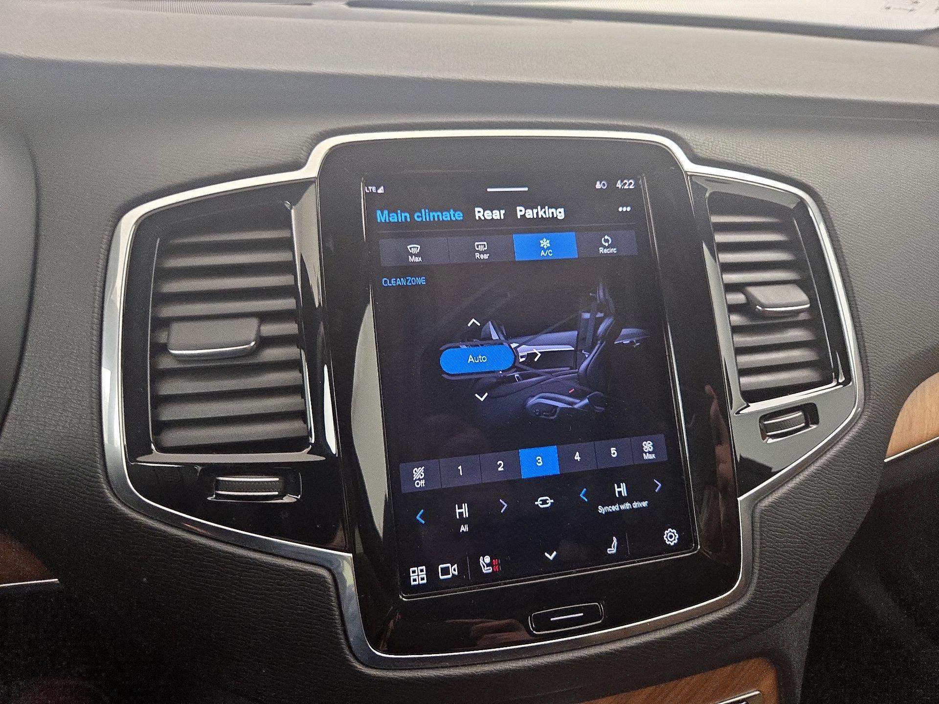 Thumbnail: 2023 Volvo XC90 - 16