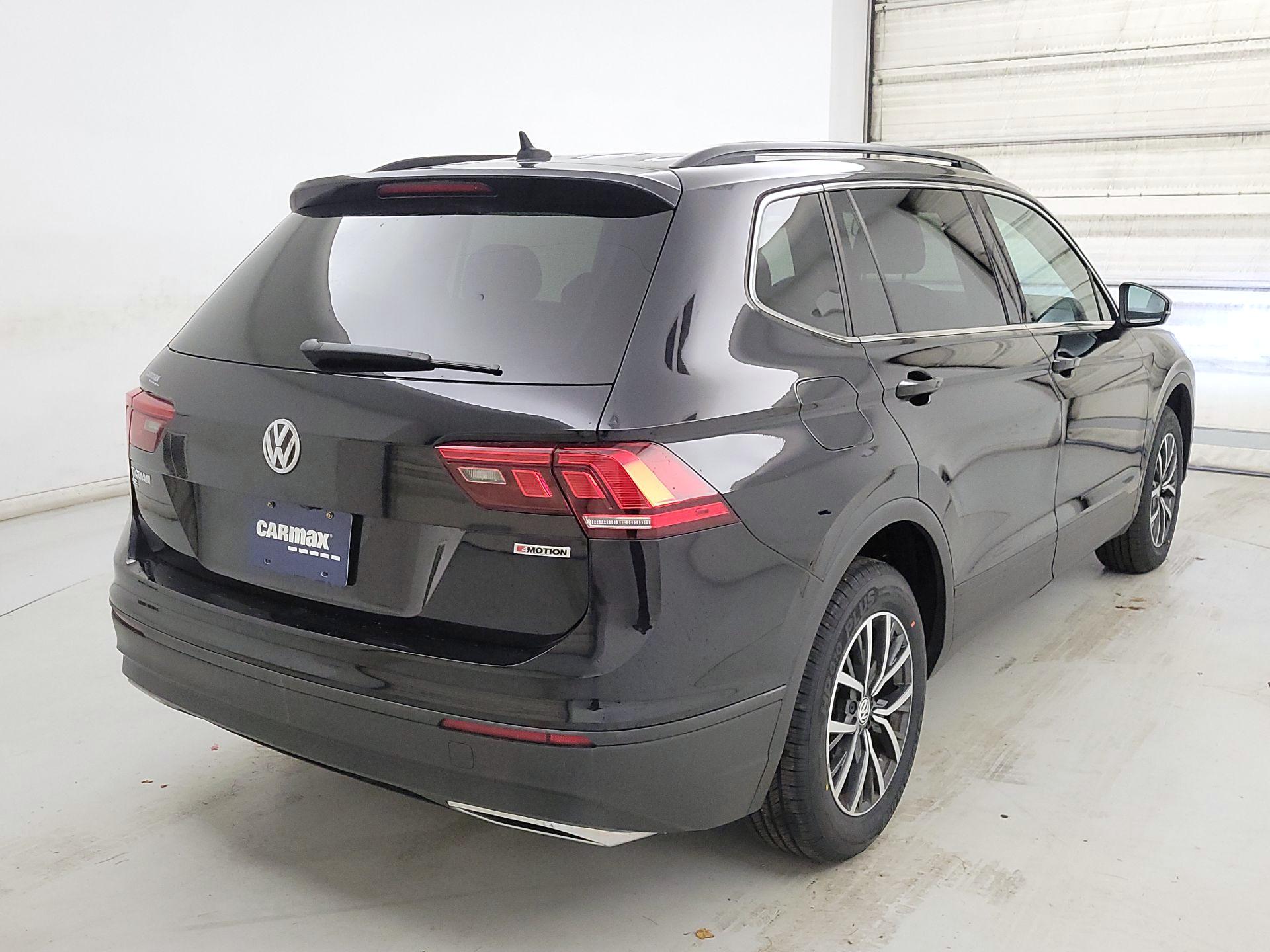 Thumbnail: 2019 Volkswagen Tiguan - 5