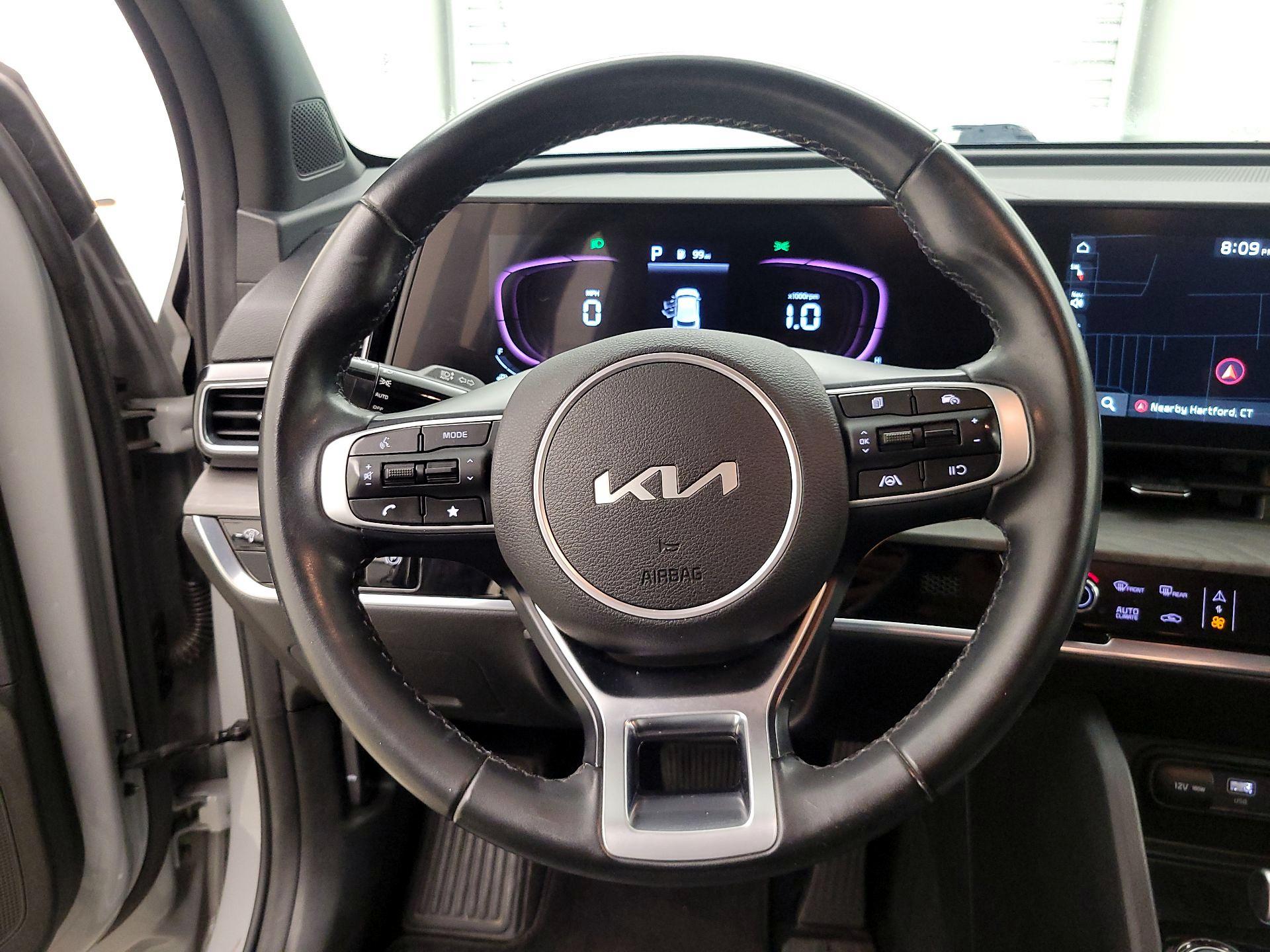 Thumbnail: 2023 Kia Sportage - 10