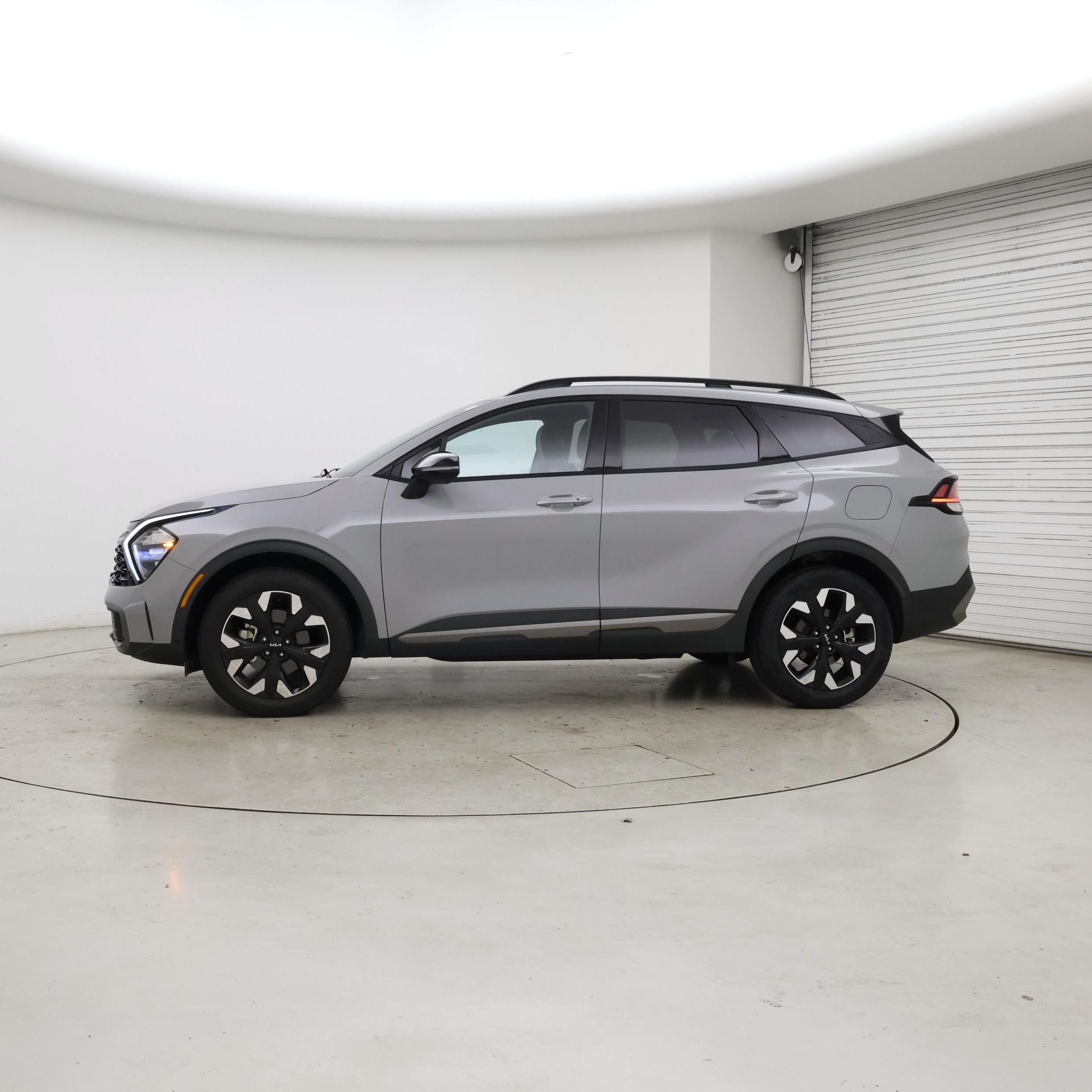 Thumbnail: 2023 Kia Sportage - 3