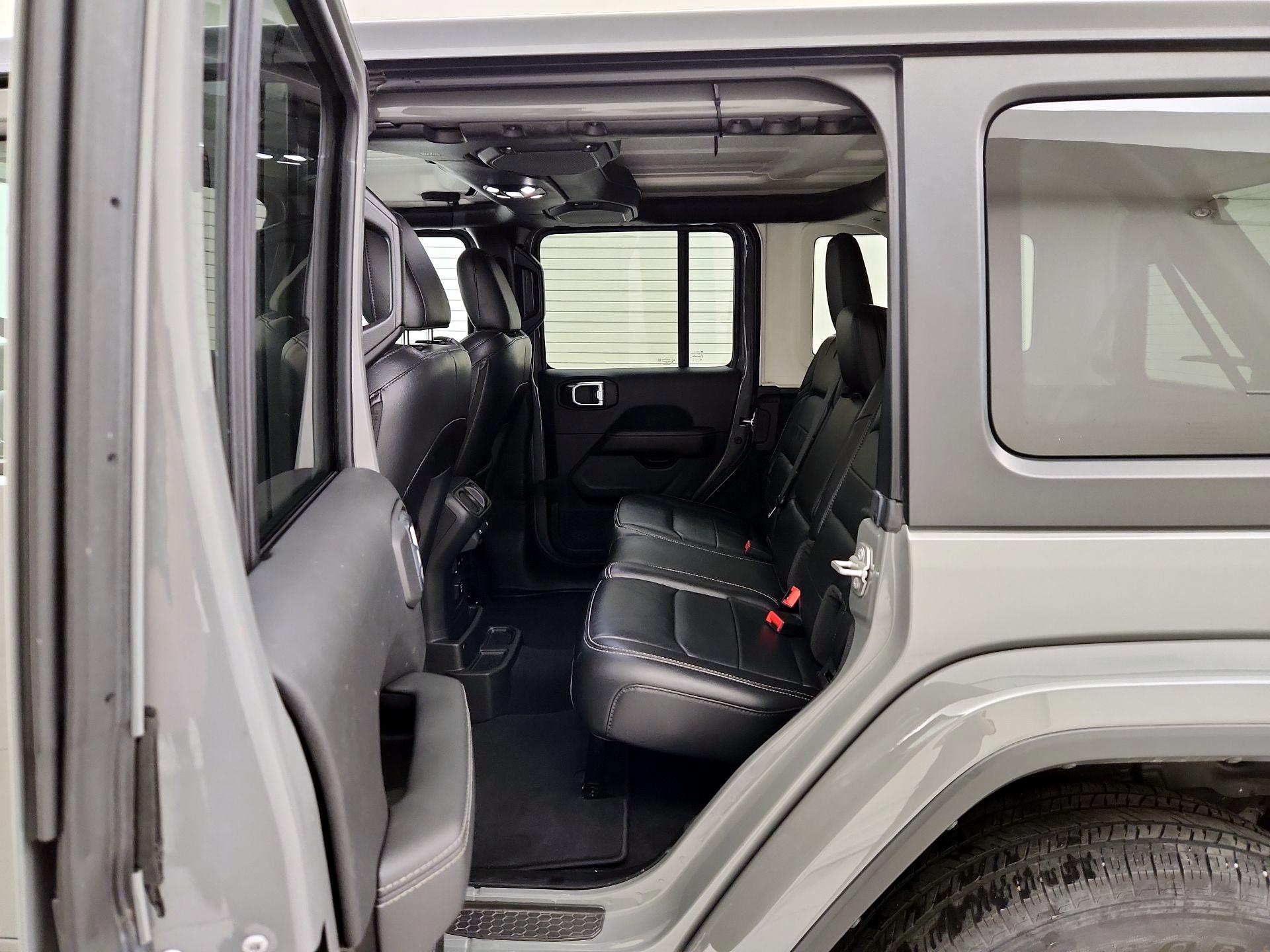 Thumbnail: 2022 Jeep Wrangler - 20