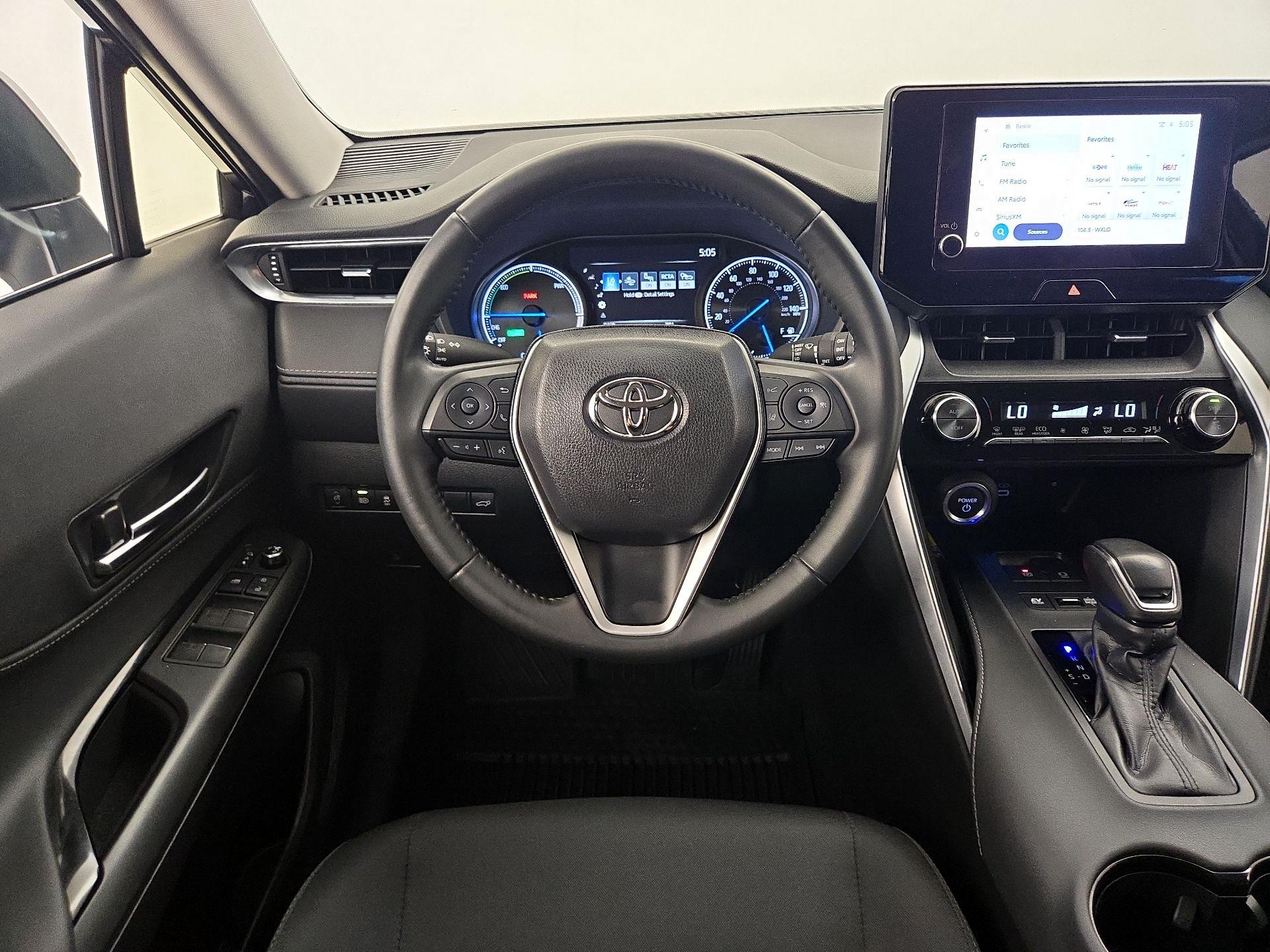 Thumbnail: 2024 Toyota Venza - 10