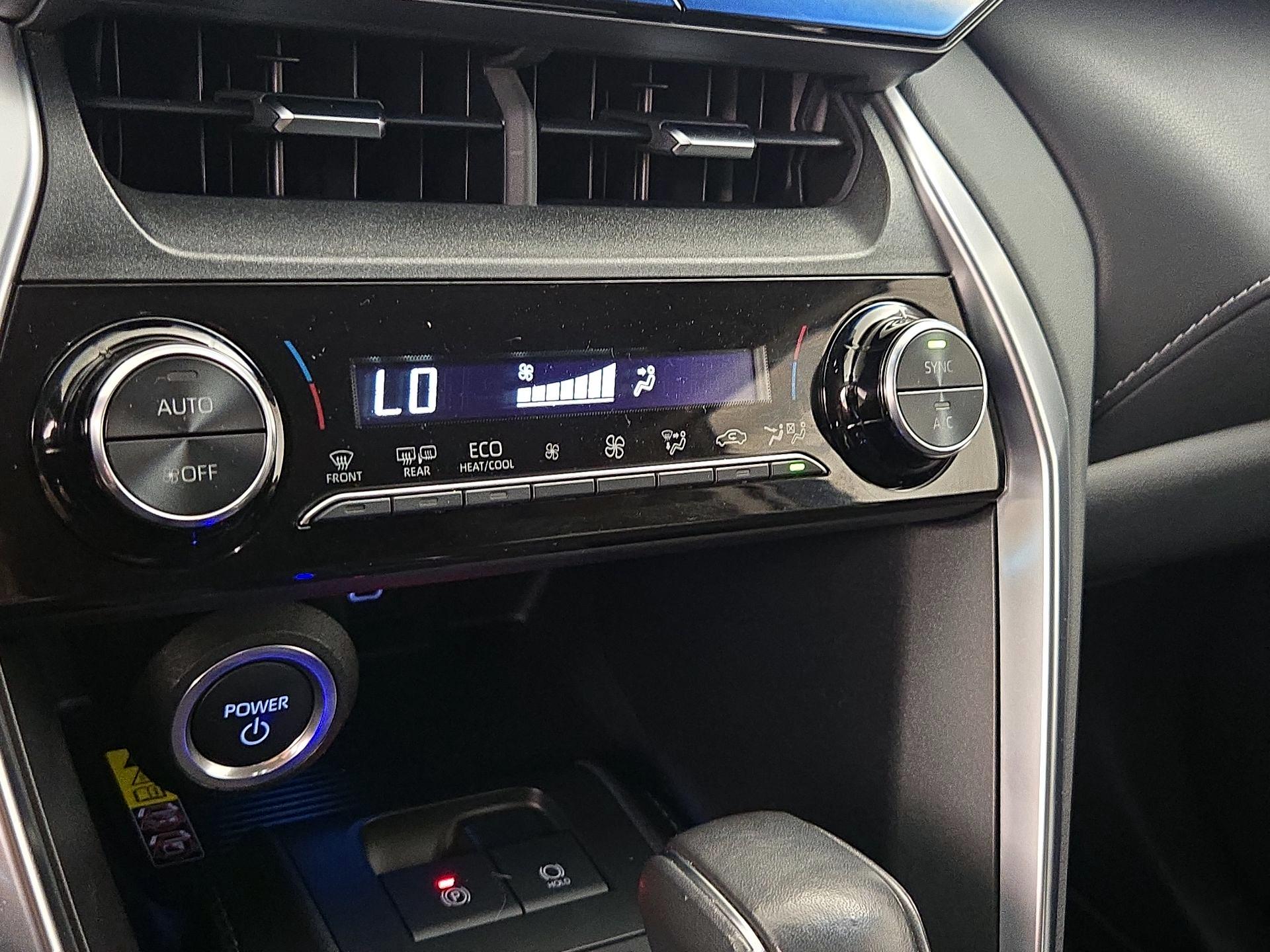 Thumbnail: 2024 Toyota Venza - 16