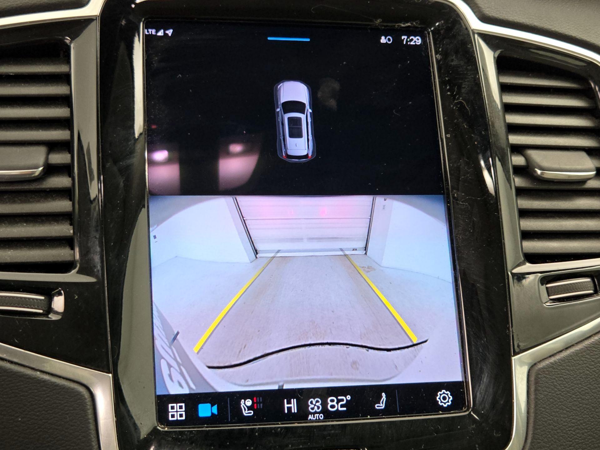 Thumbnail: 2023 Volvo XC90 - 15