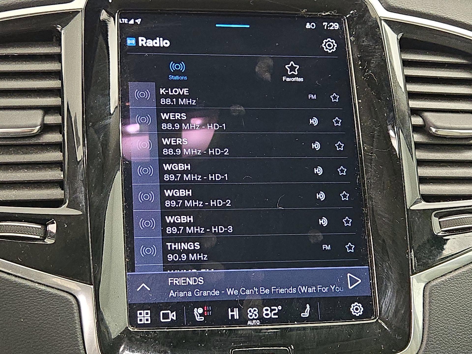 Thumbnail: 2023 Volvo XC90 - 16