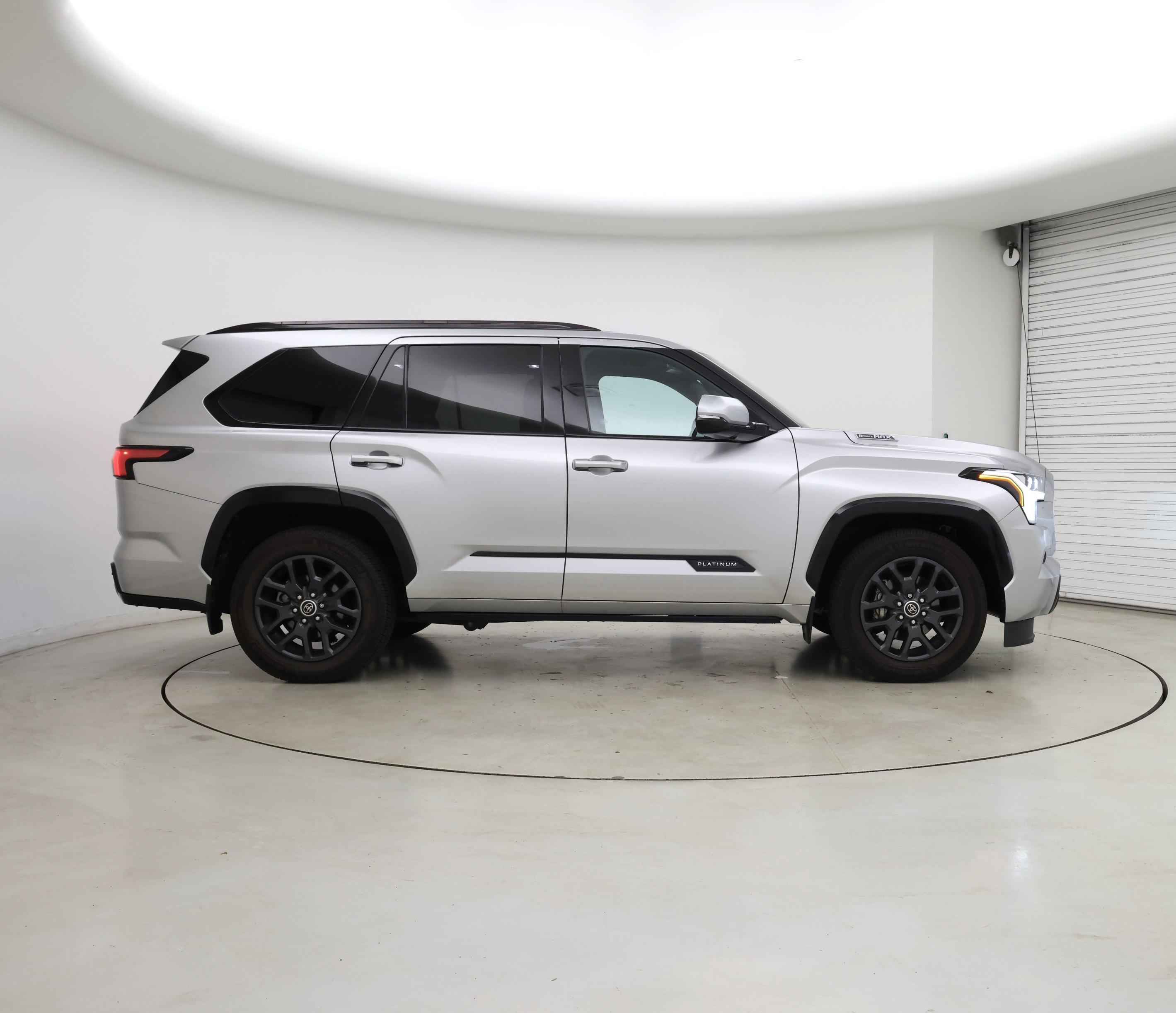 Thumbnail: 2023 Toyota Sequoia - 7