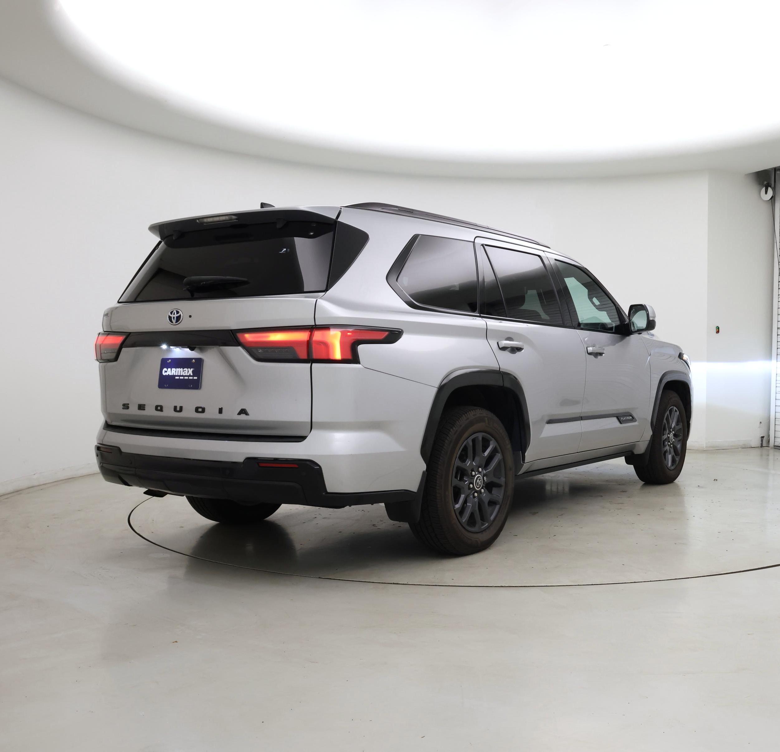 Thumbnail: 2023 Toyota Sequoia - 8