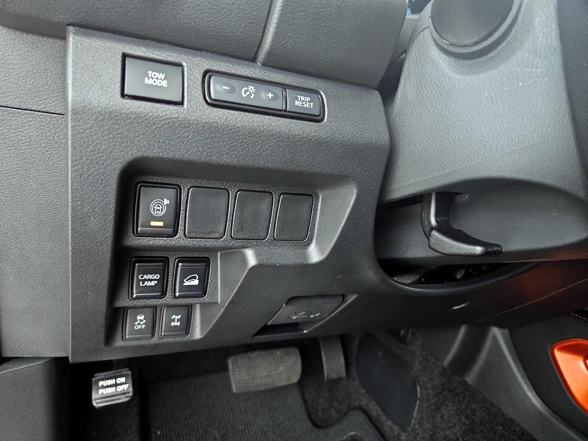 Thumbnail: 2025 Nissan Frontier - 13