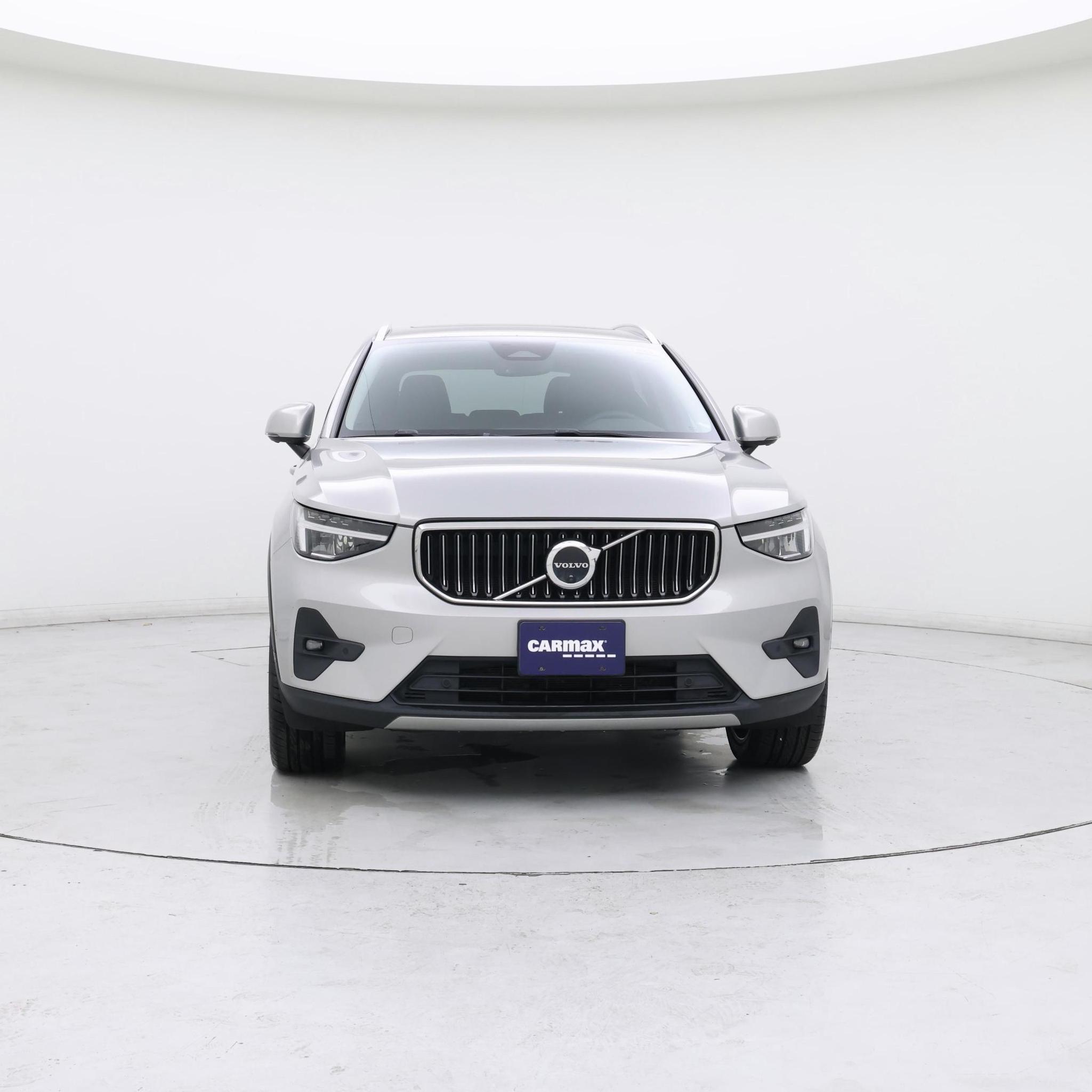 Thumbnail: 2023 Volvo XC40 - 5
