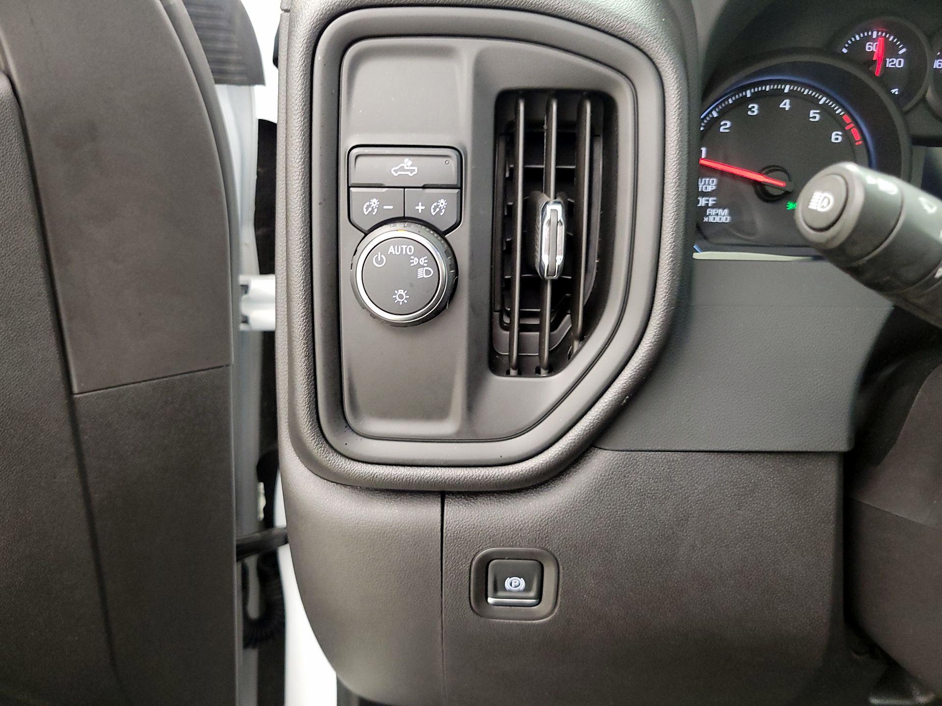 Thumbnail: 2024 Chevrolet Silverado 1500 - 13