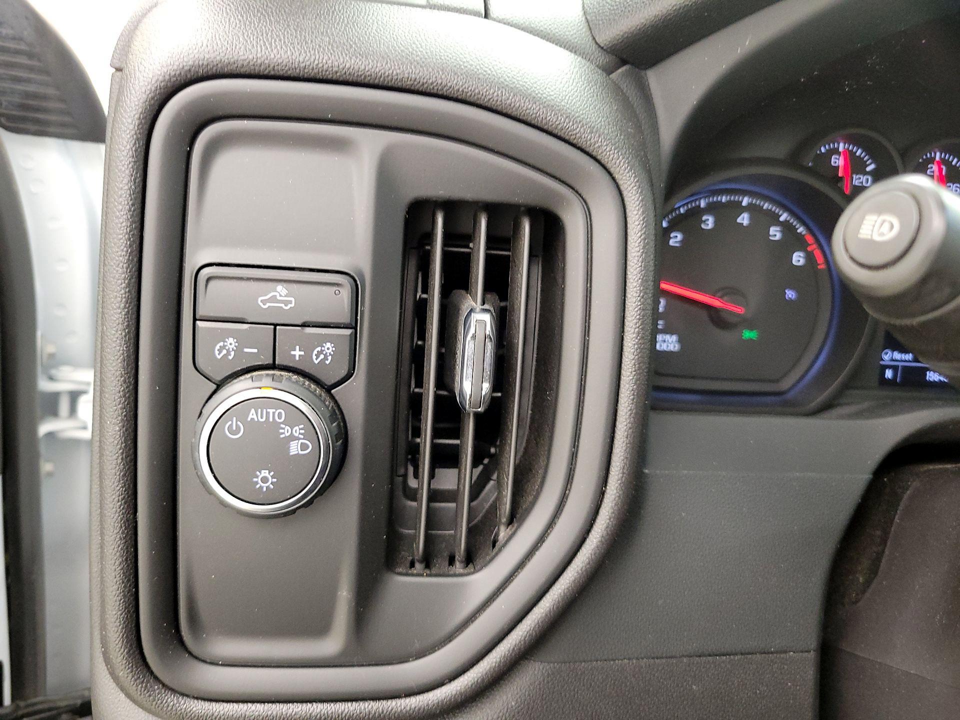 Thumbnail: 2024 Chevrolet Silverado 1500 - 13