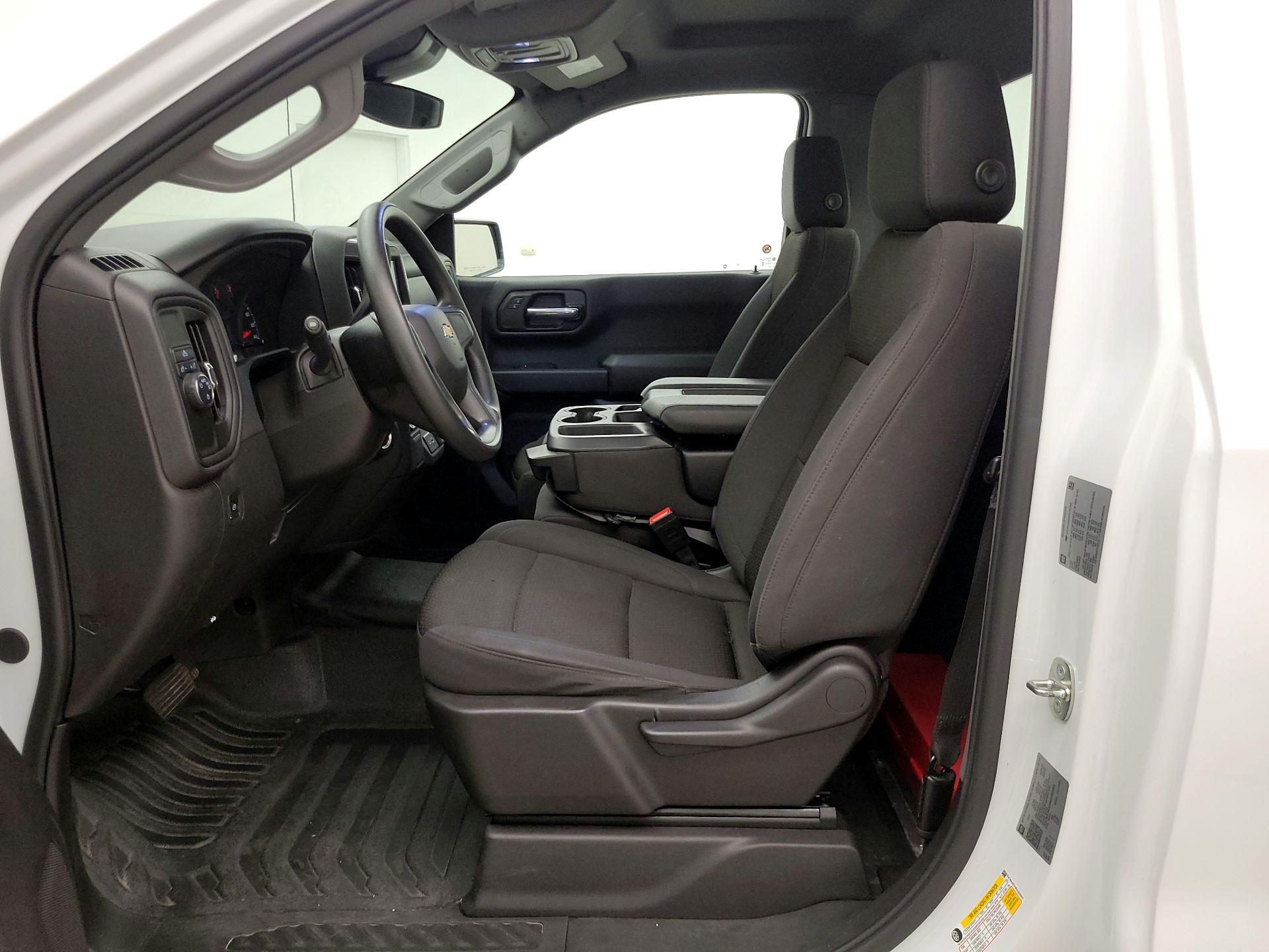 Thumbnail: 2024 Chevrolet Silverado 1500 - 11