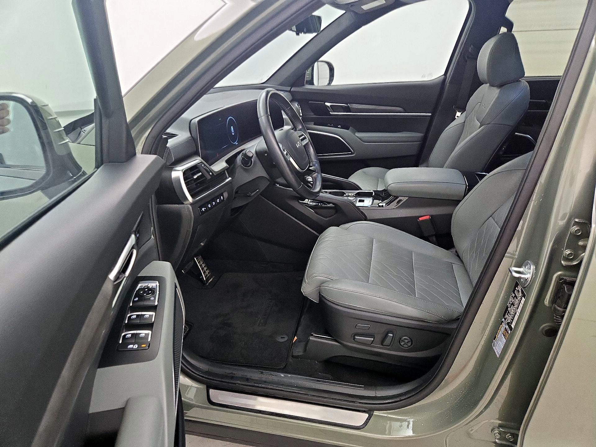 Thumbnail: 2024 Kia Telluride - 11