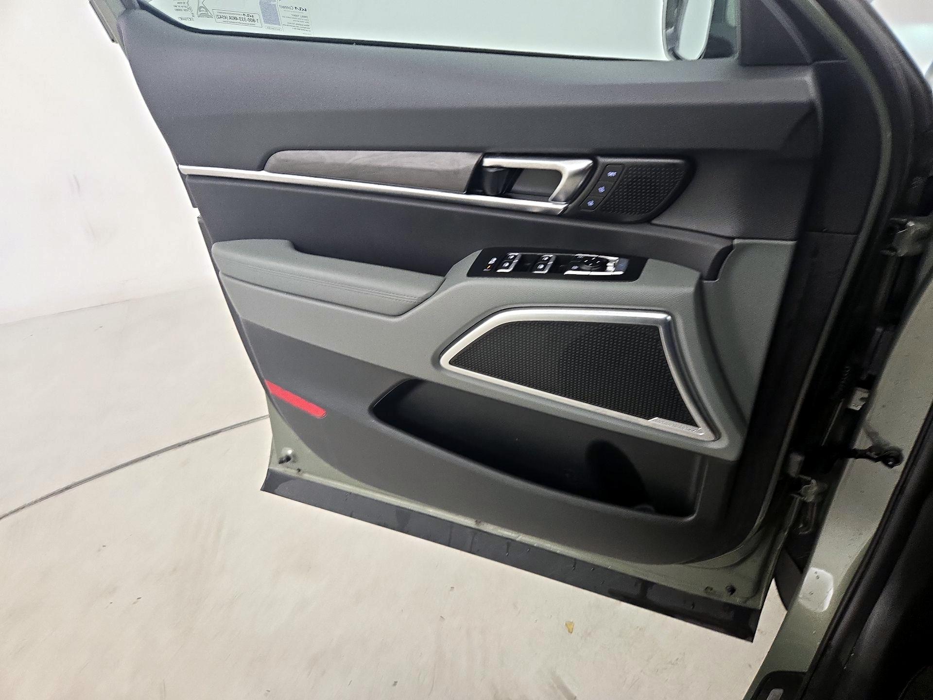 Thumbnail: 2024 Kia Telluride - 12