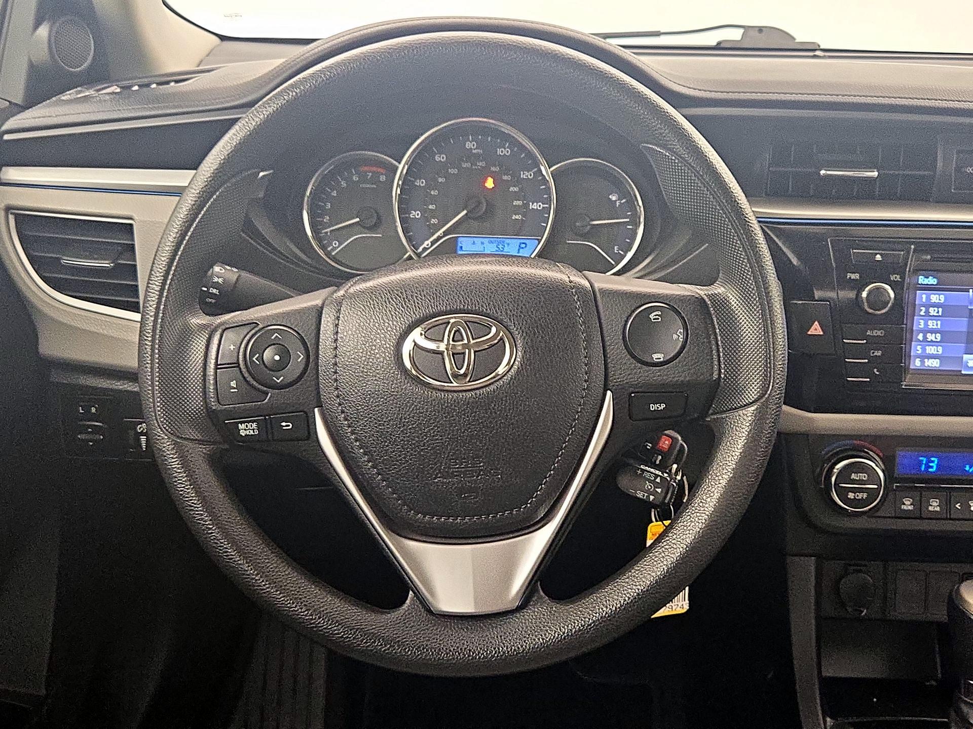 Thumbnail: 2014 Toyota Corolla - 10