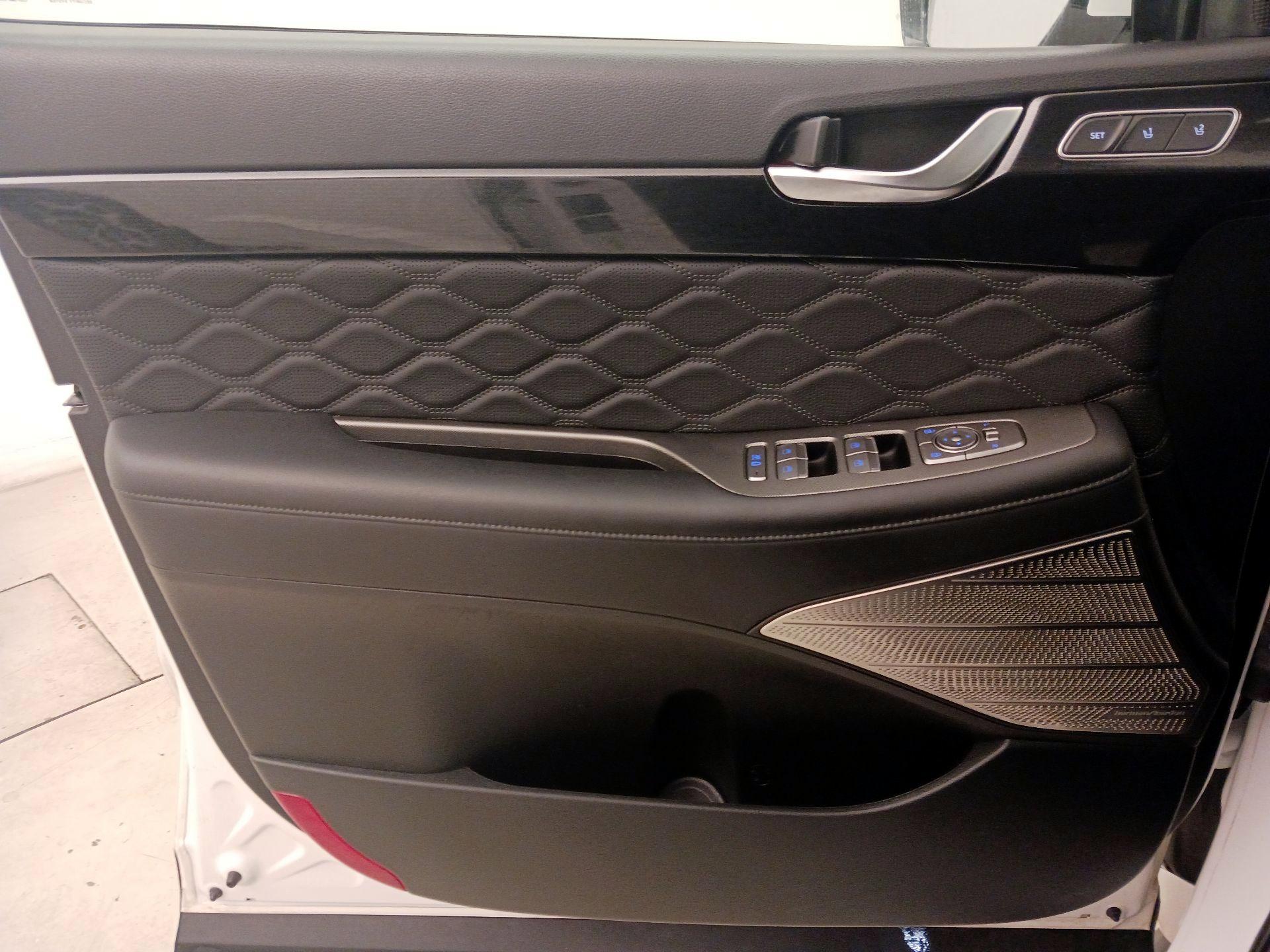 Thumbnail: 2021 Hyundai Palisade - 12