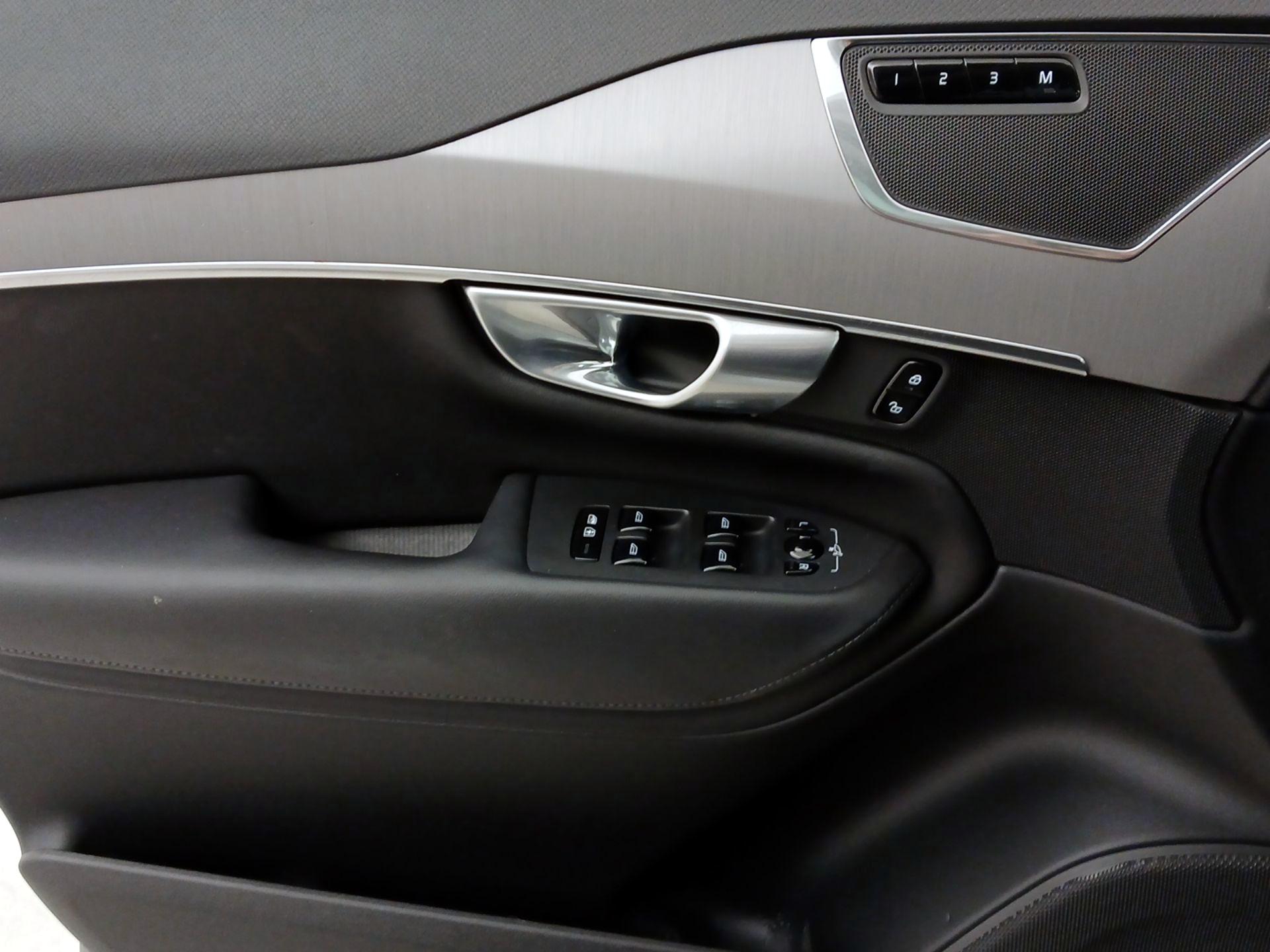 Thumbnail: 2024 Volvo XC90 - 12