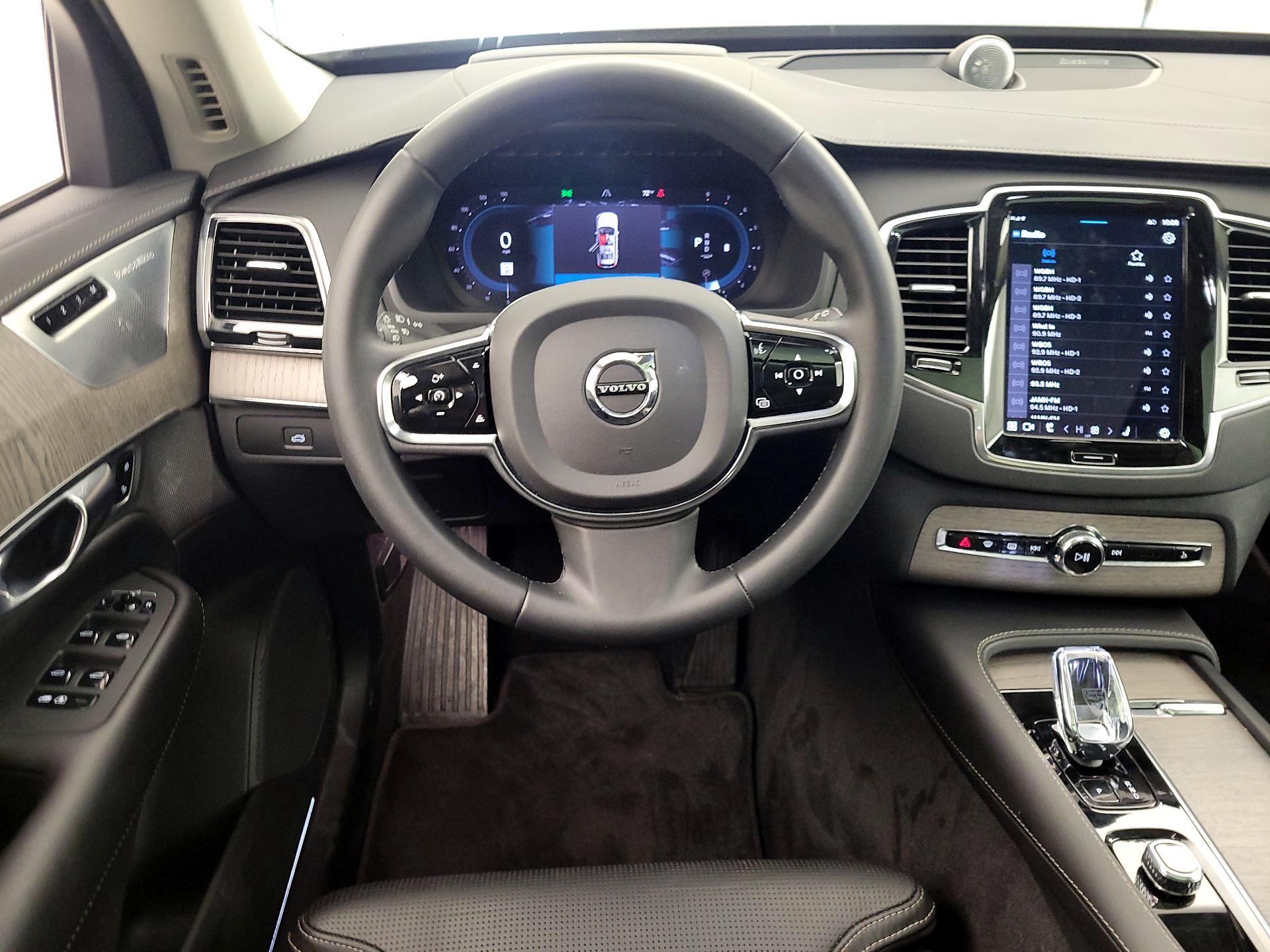 Thumbnail: 2023 Volvo XC90 - 10