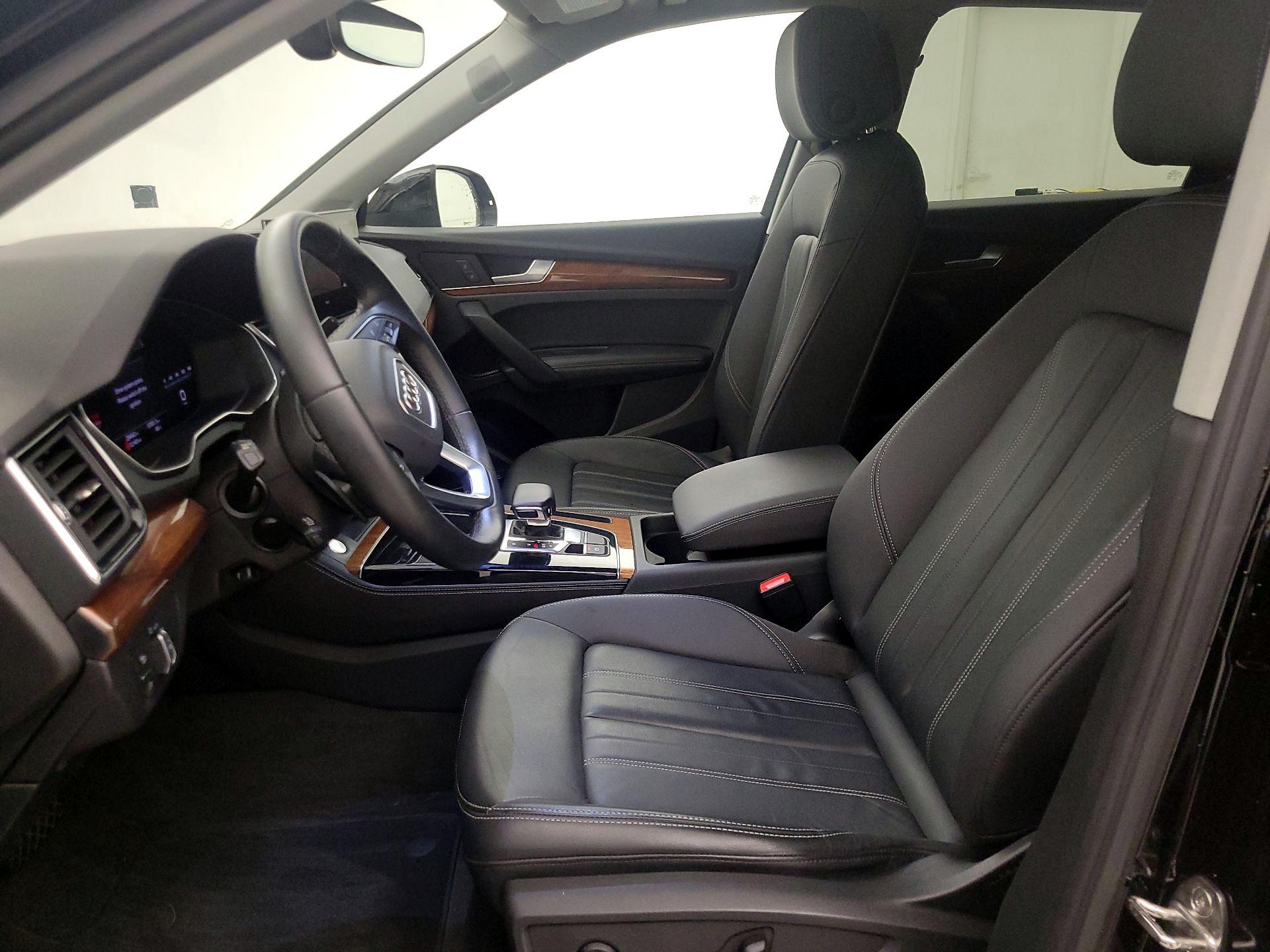 Thumbnail: 2023 Audi Q5 - 11