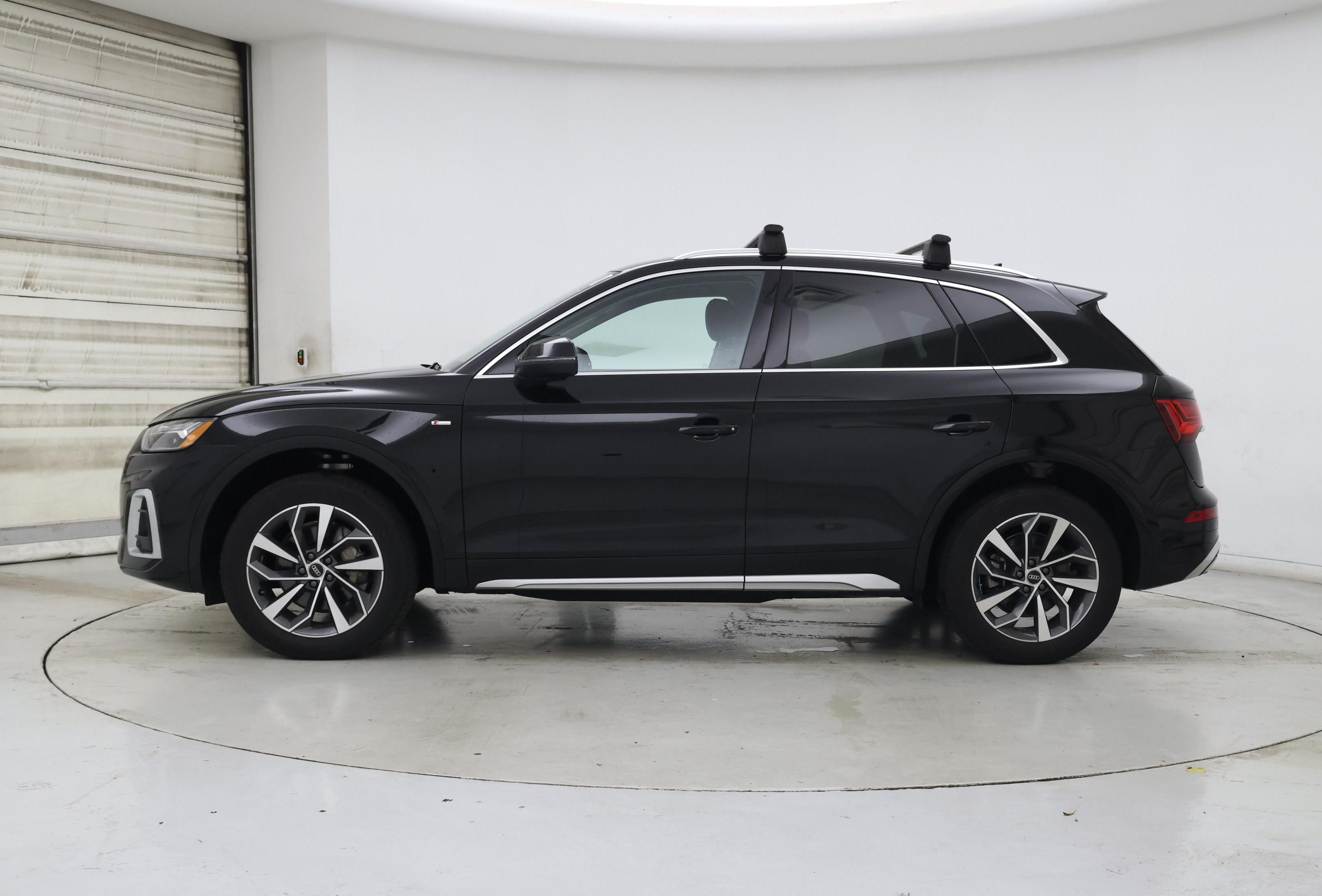 Thumbnail: 2023 Audi Q5 - 3
