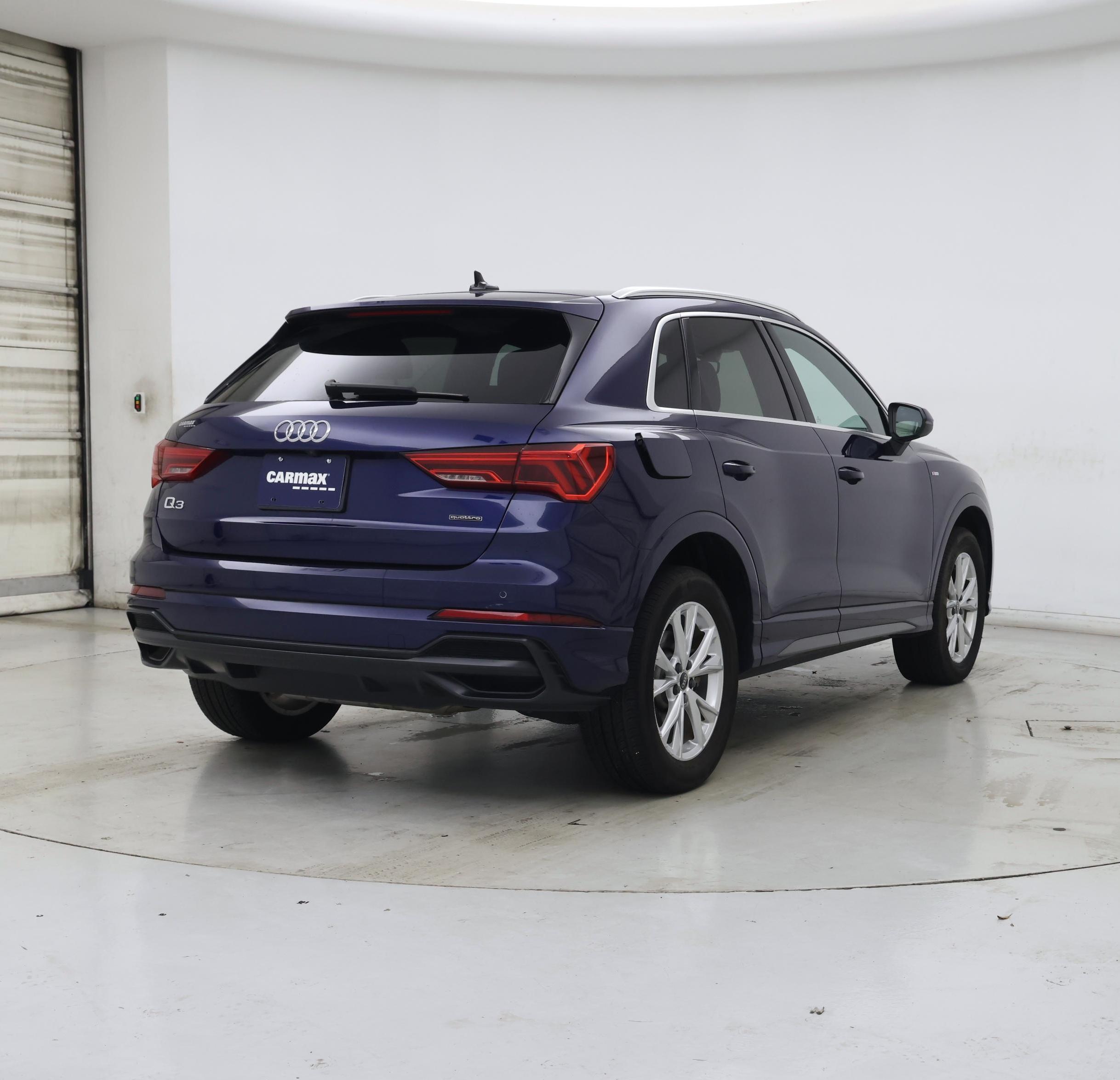 Thumbnail: 2022 Audi Q3 - 8