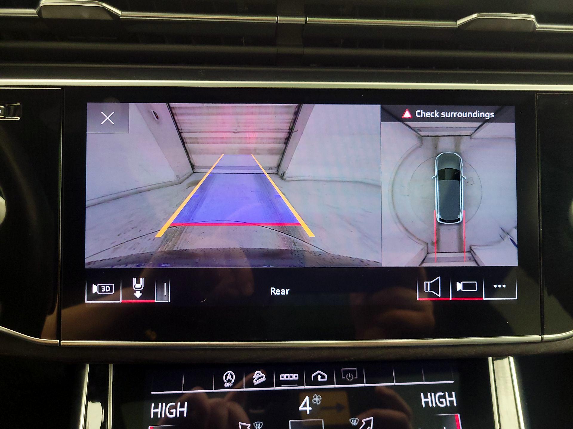 Thumbnail: 2022 Audi Q7 - 15