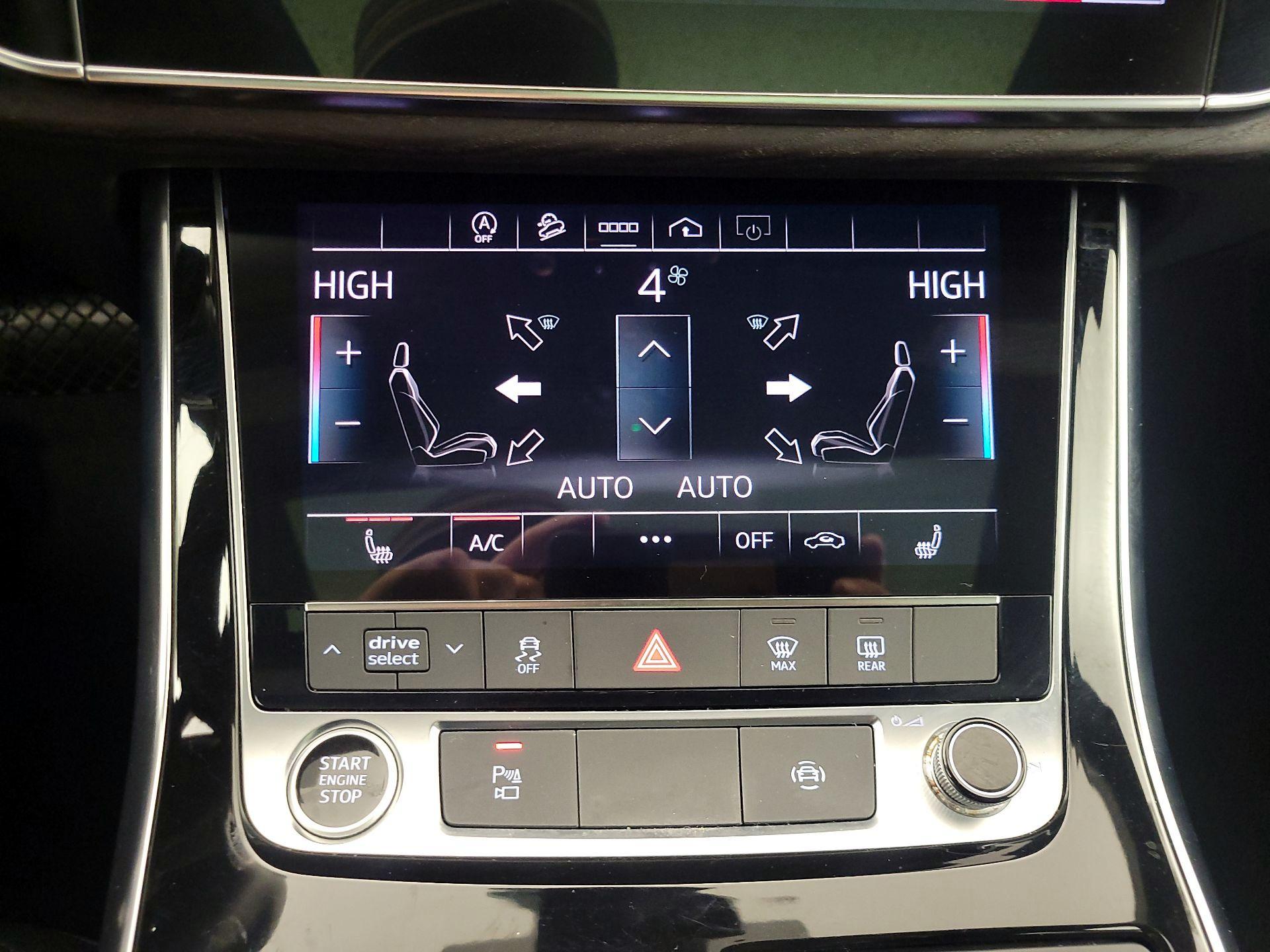 Thumbnail: 2022 Audi Q7 - 17