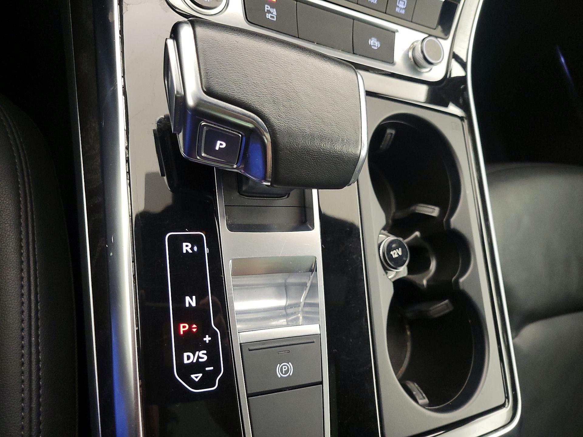 Thumbnail: 2022 Audi Q7 - 18