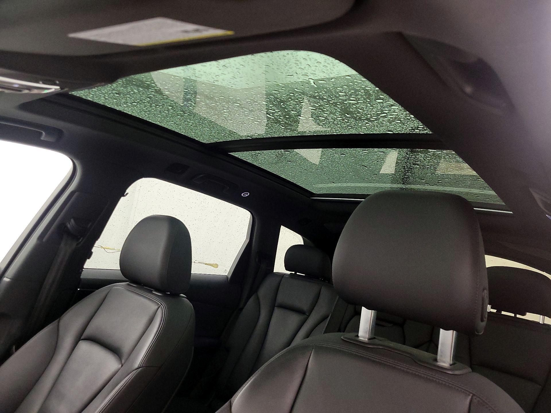 Thumbnail: 2022 Audi Q7 - 20