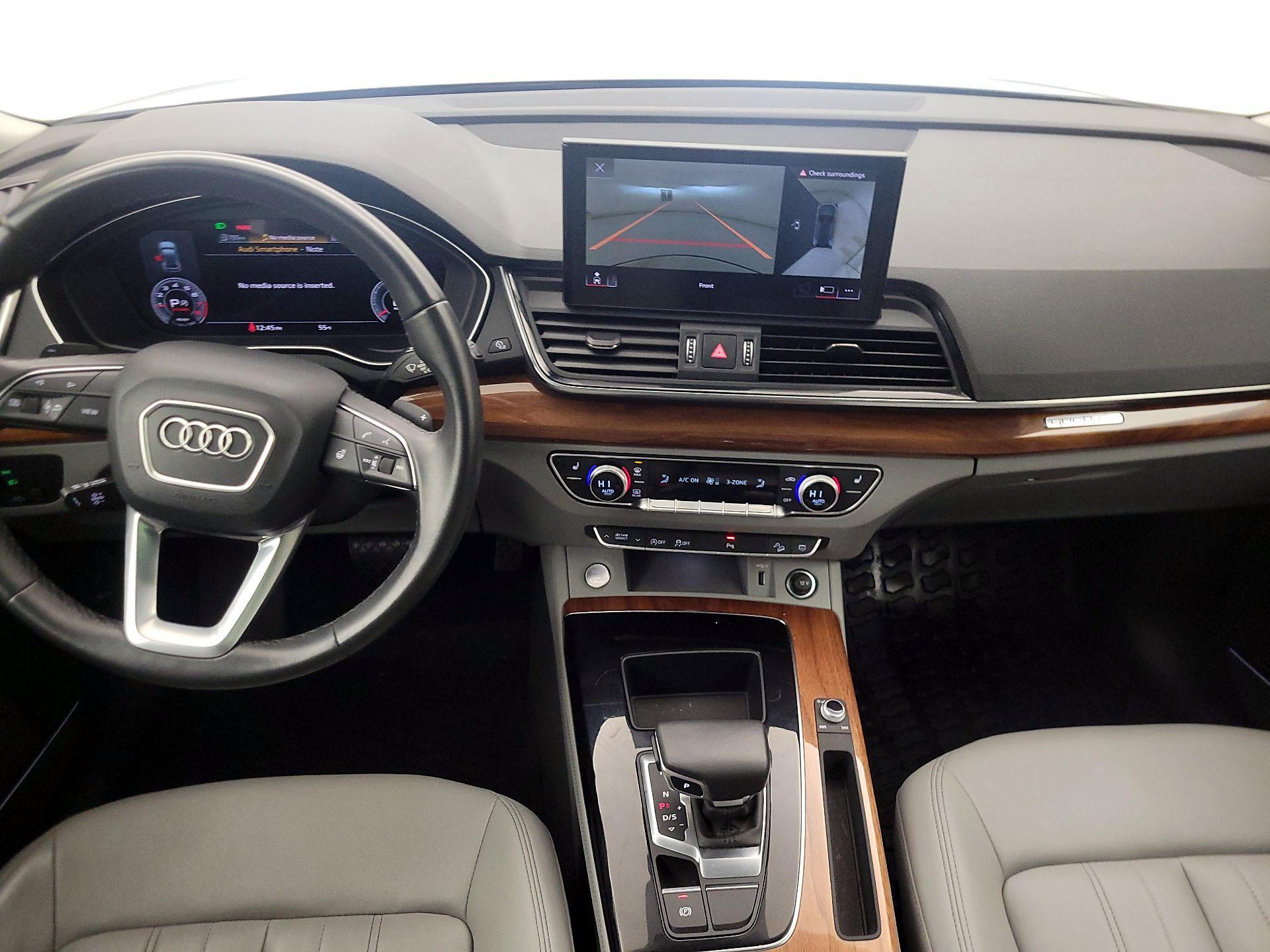 Thumbnail: 2022 Audi Q5 - 9