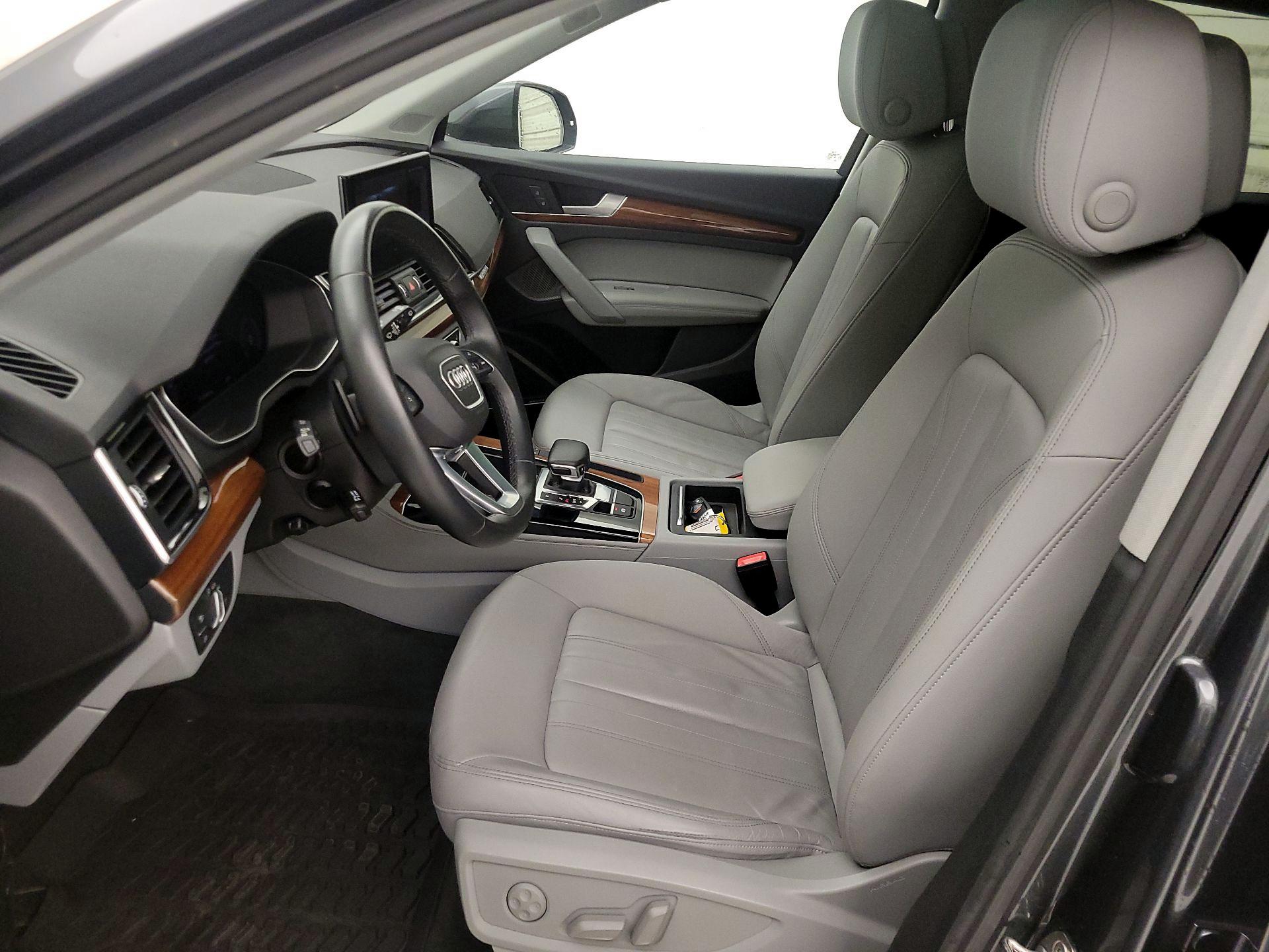 Thumbnail: 2022 Audi Q5 - 11