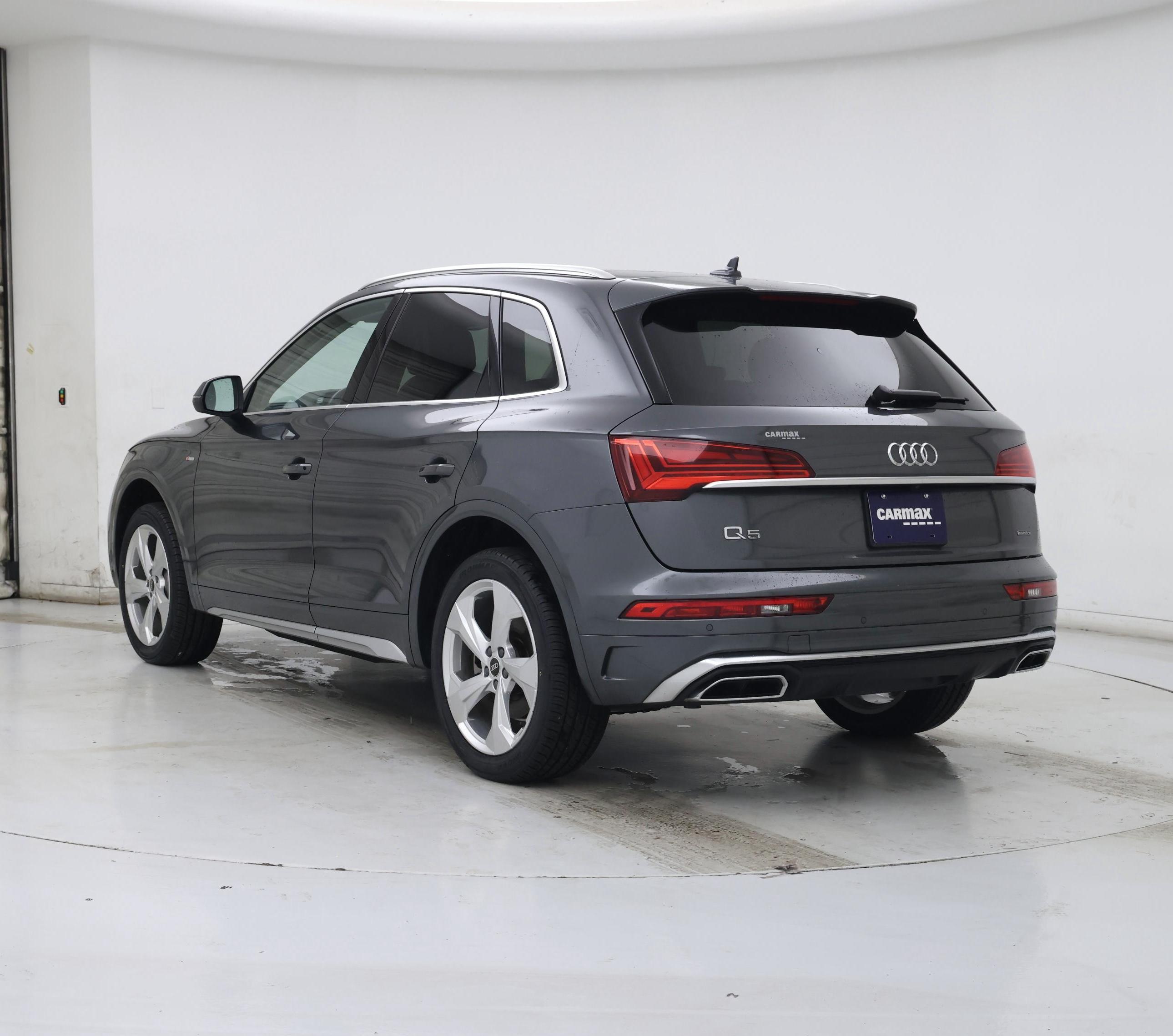 Thumbnail: 2022 Audi Q5 - 2