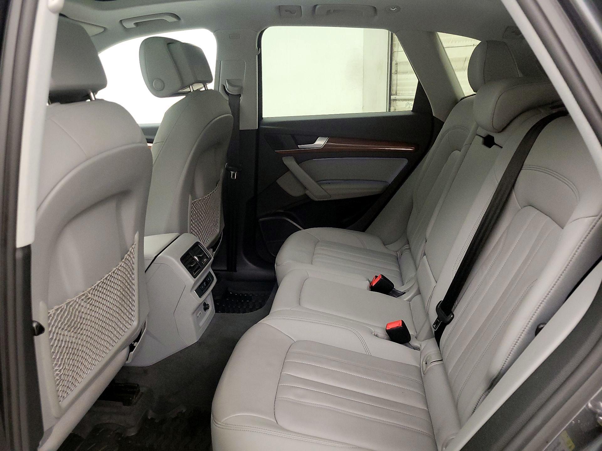 Thumbnail: 2022 Audi Q5 - 20