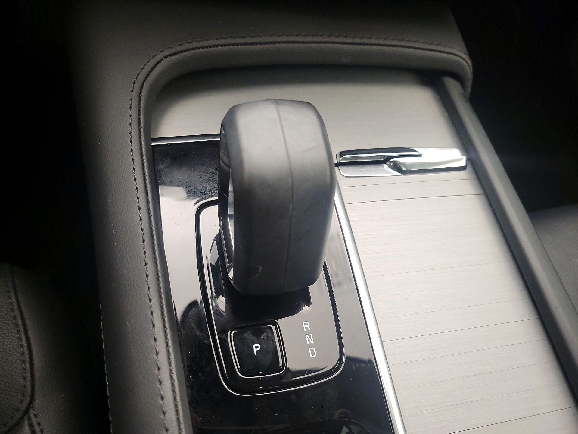 Thumbnail: 2024 Volvo XC90 - 18