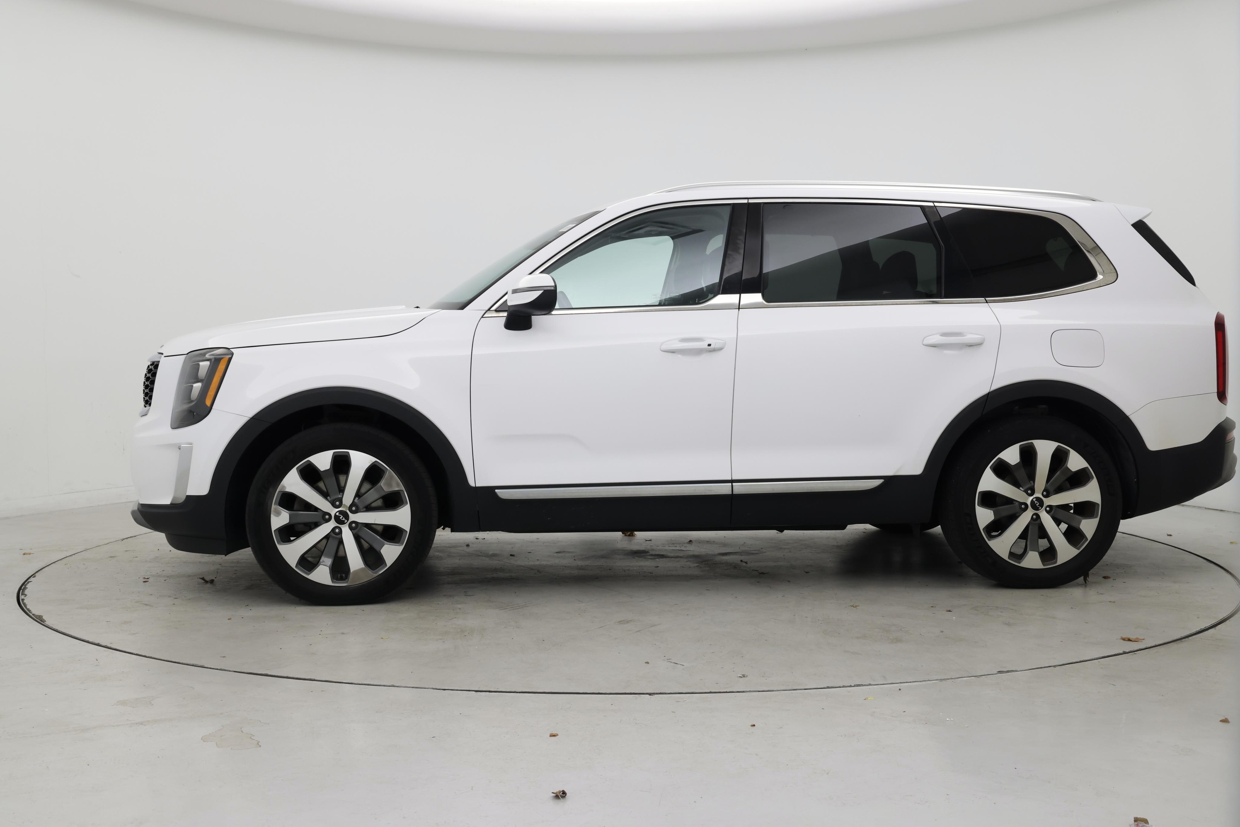 Thumbnail: 2022 Kia Telluride - 3