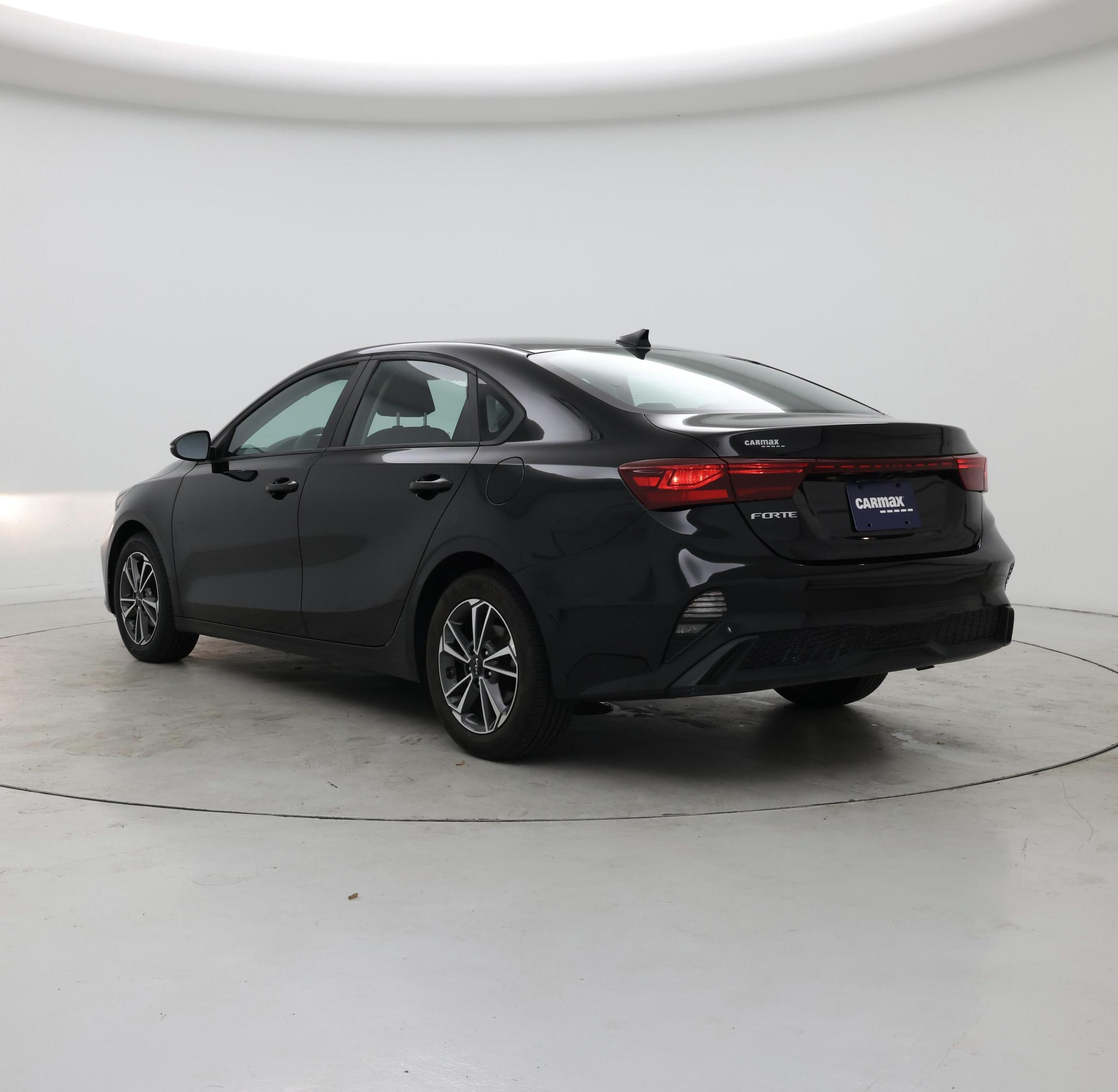 Thumbnail: 2022 Kia Forte - 2