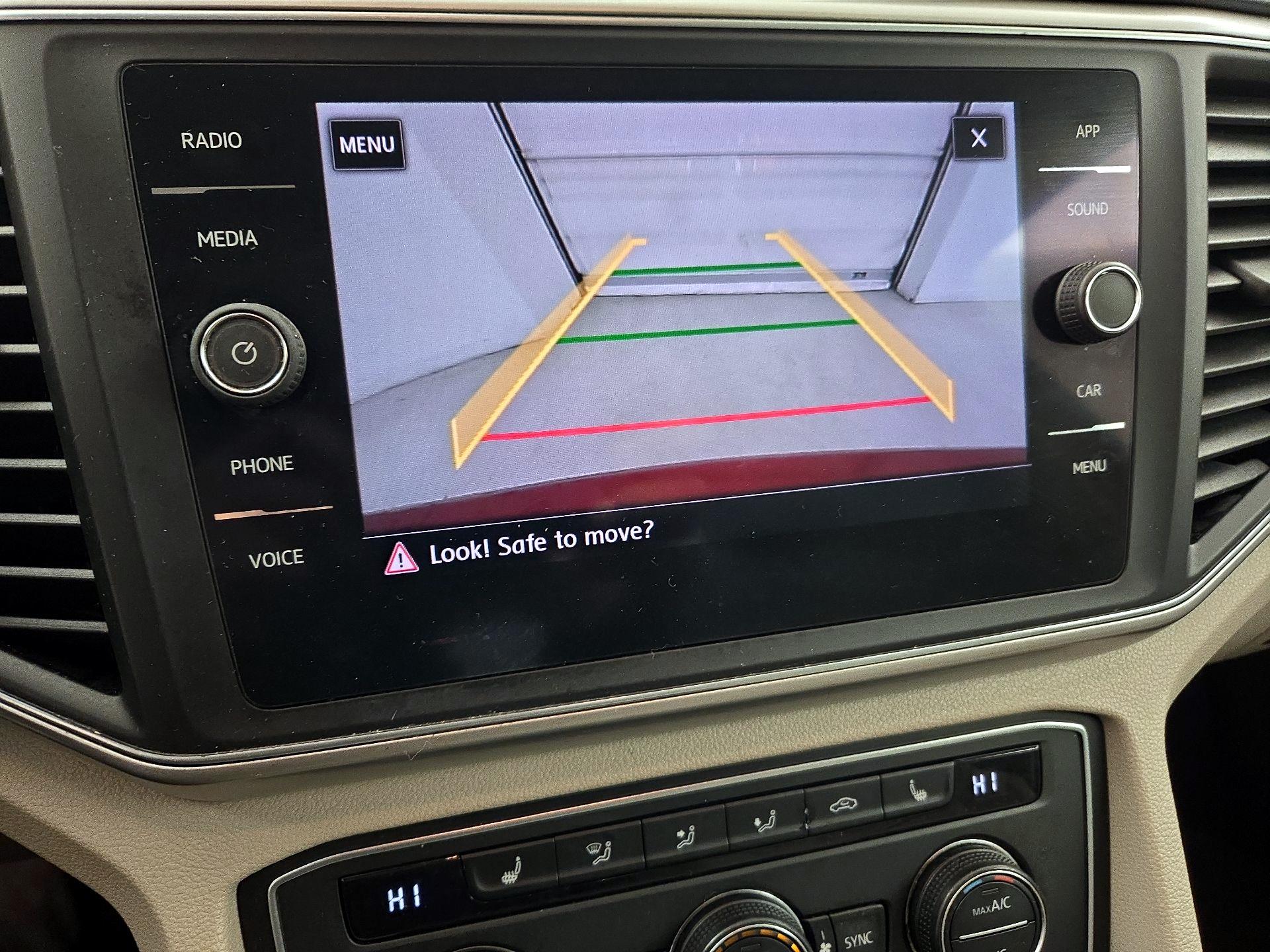 Thumbnail: 2018 Volkswagen Atlas - 14