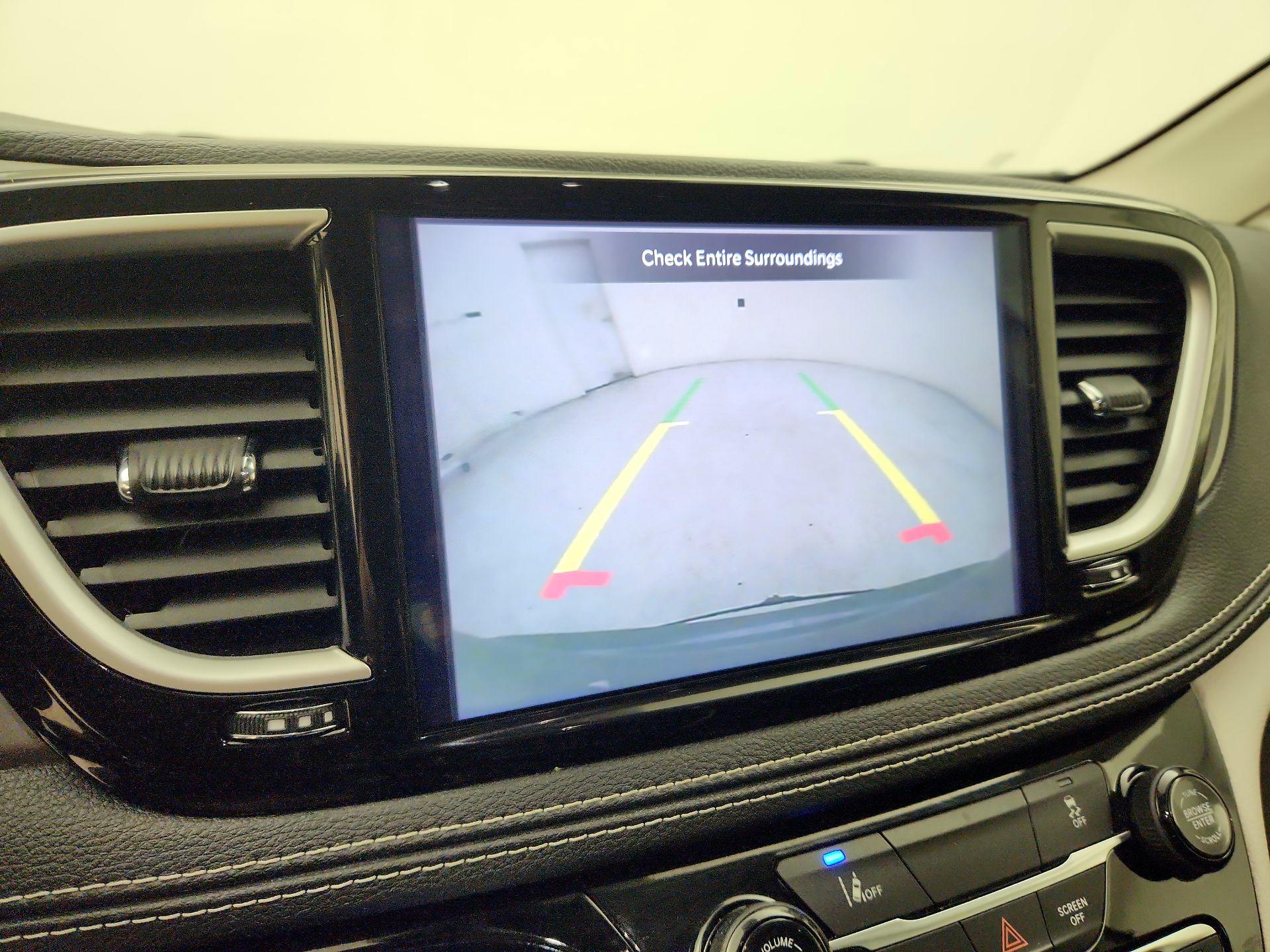 Thumbnail: 2022 Chrysler Pacifica - 14