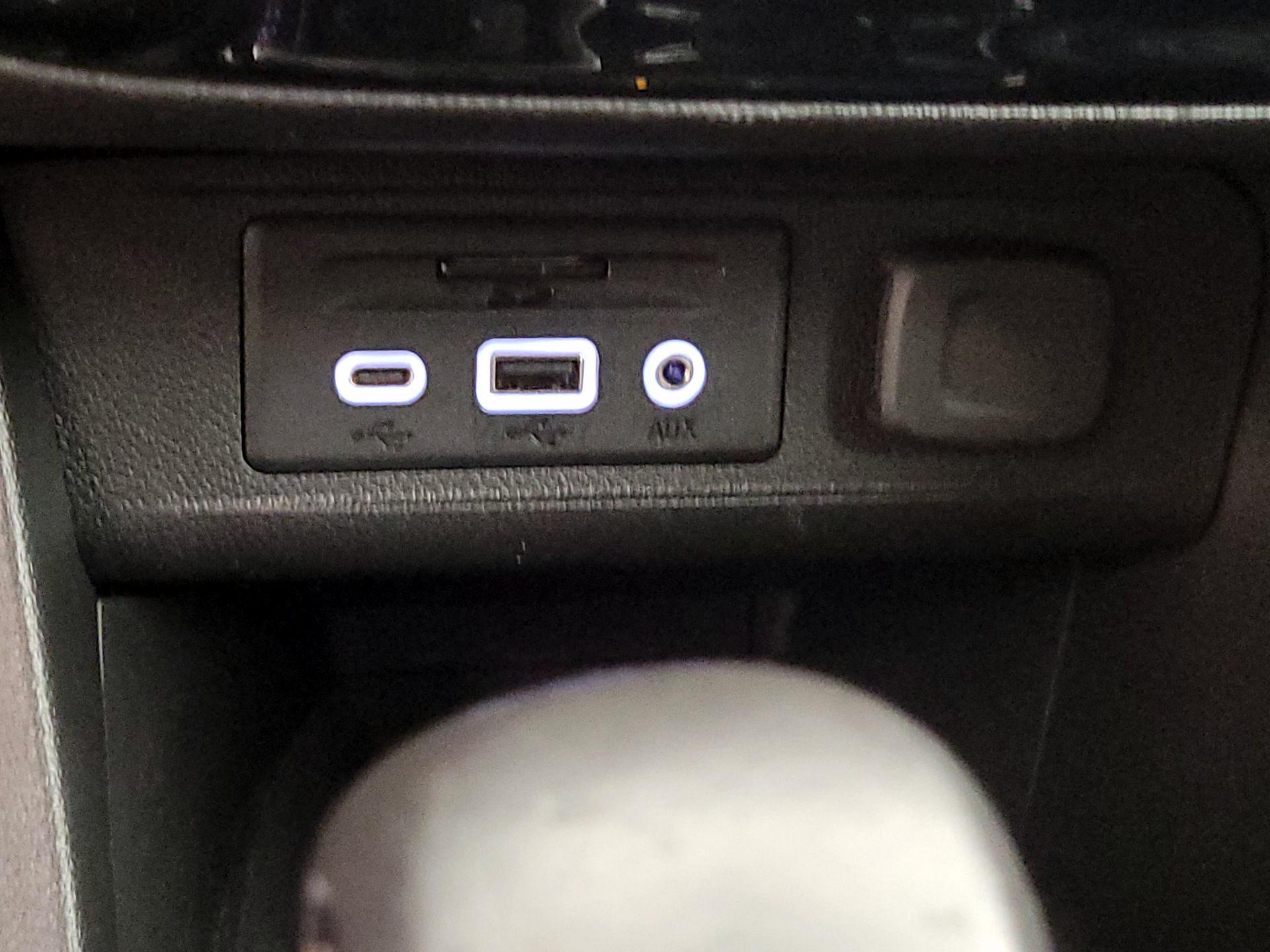 Thumbnail: 2020 Buick Encore GX - 16