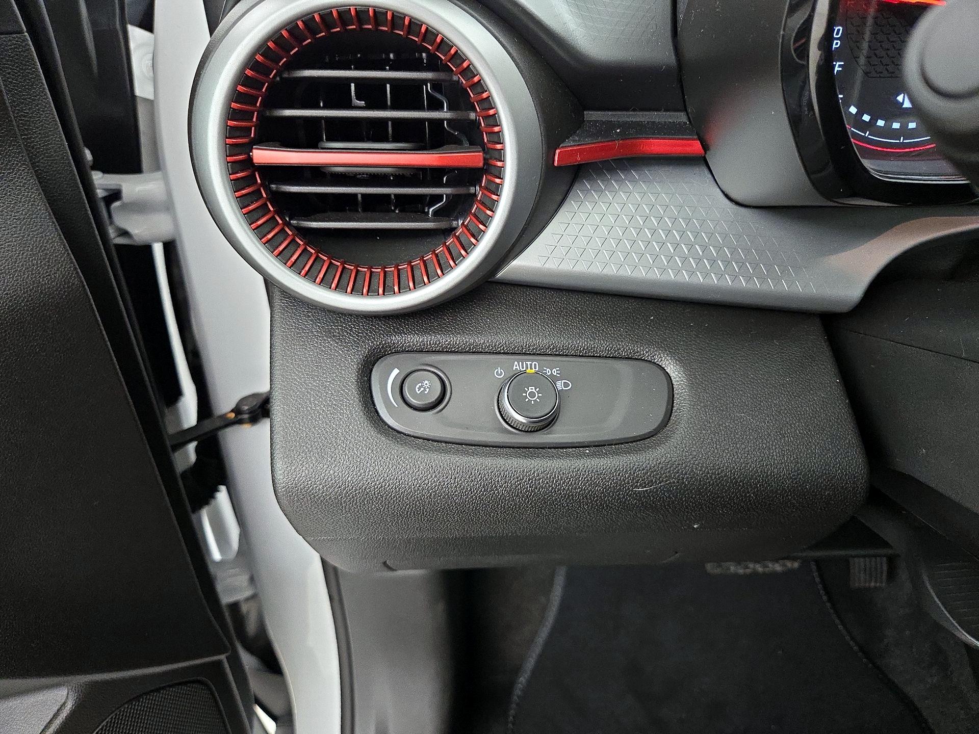 Thumbnail: 2025 Chevrolet Trax - 13