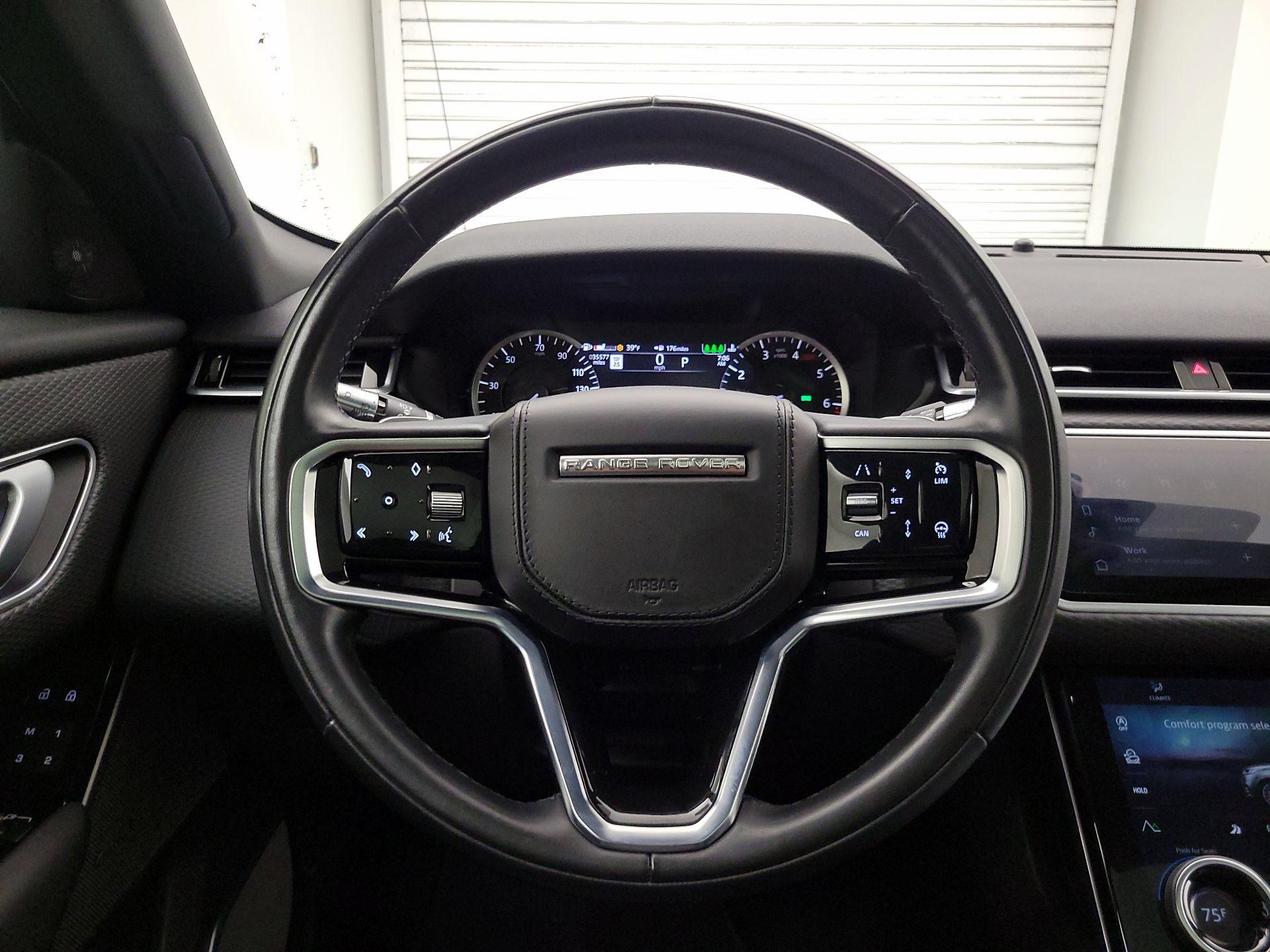 Thumbnail: 2022 Land Rover Range Rover Velar - 10