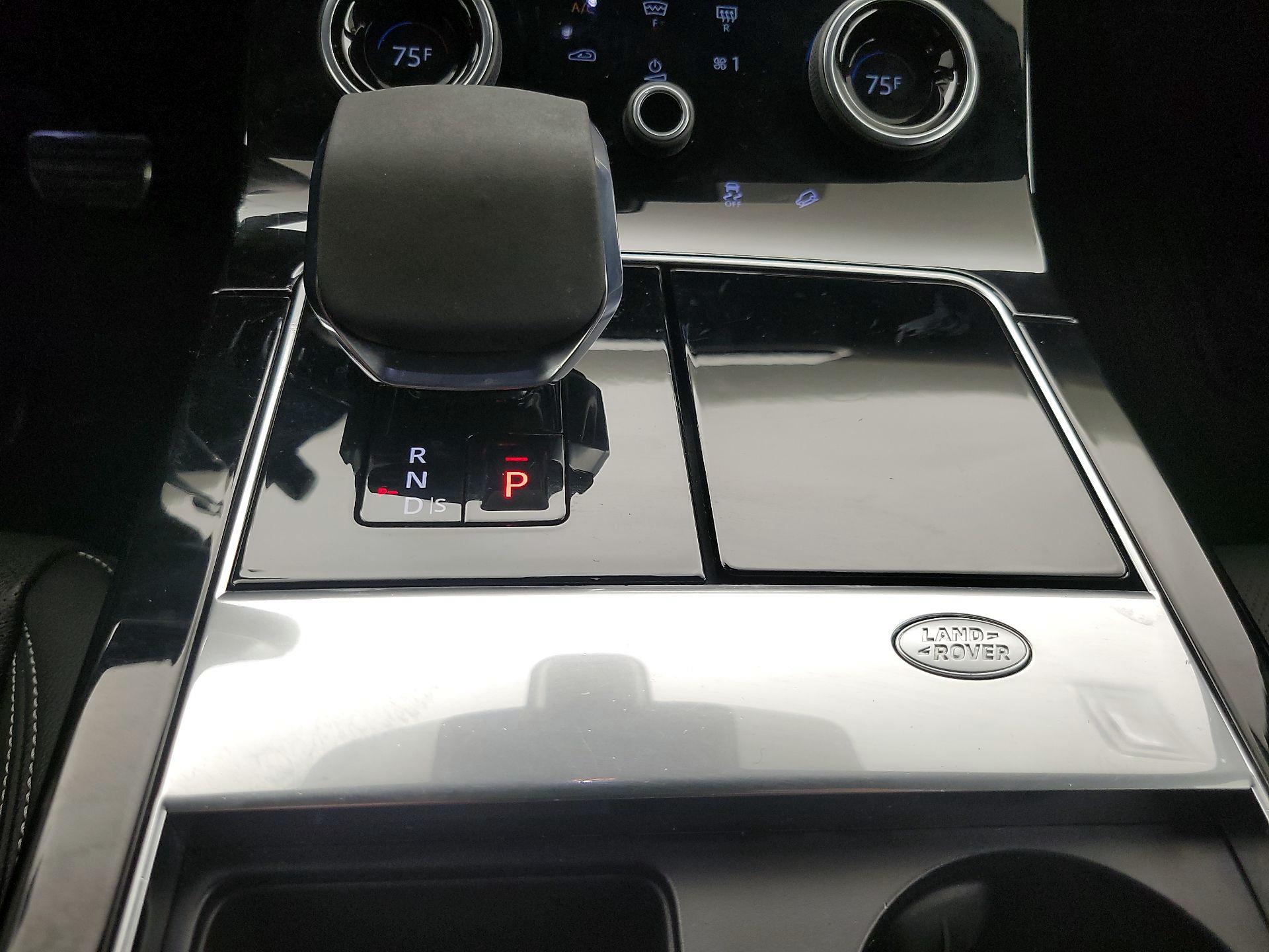 Thumbnail: 2022 Land Rover Range Rover Velar - 18