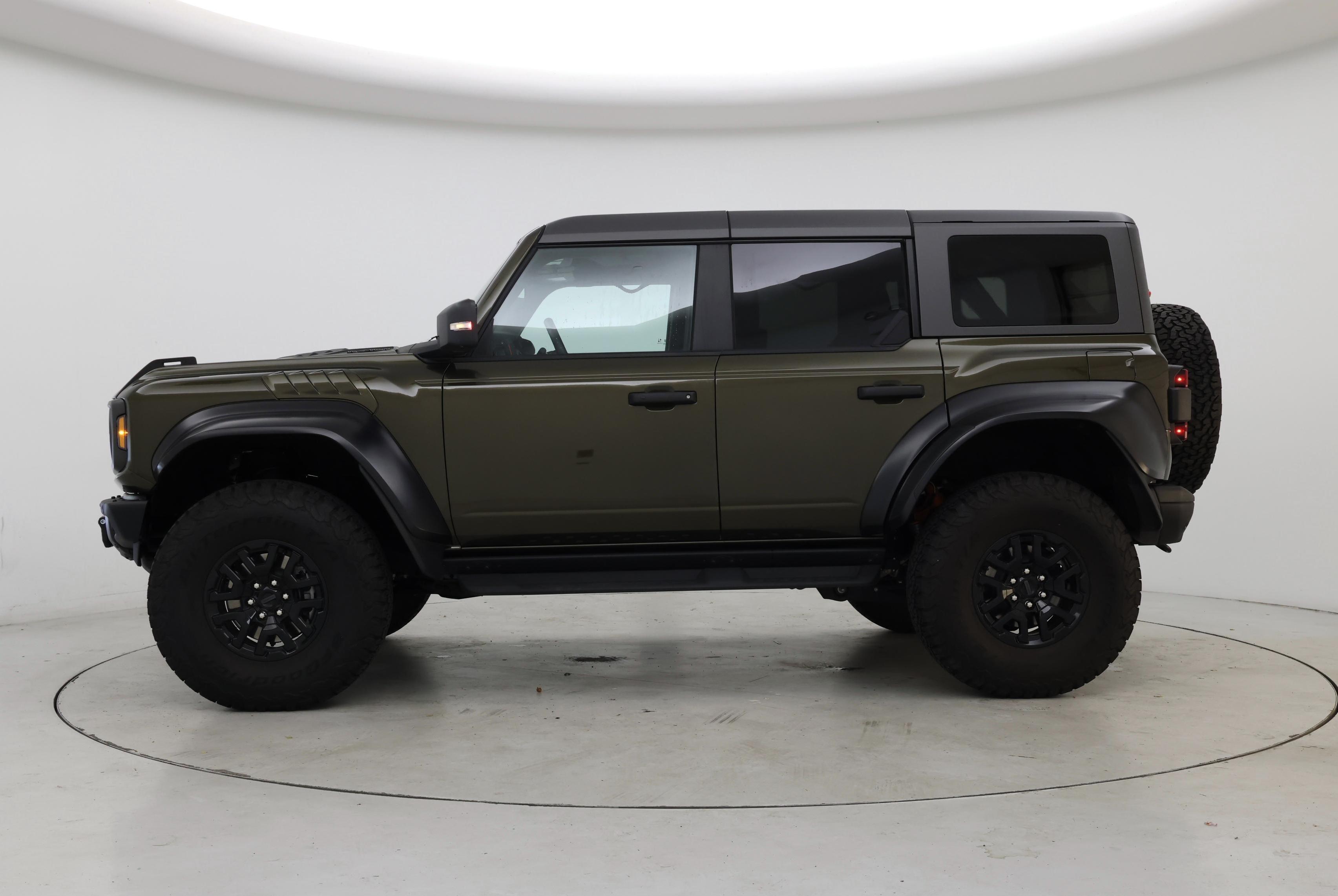 Thumbnail: 2024 Ford Bronco - 3