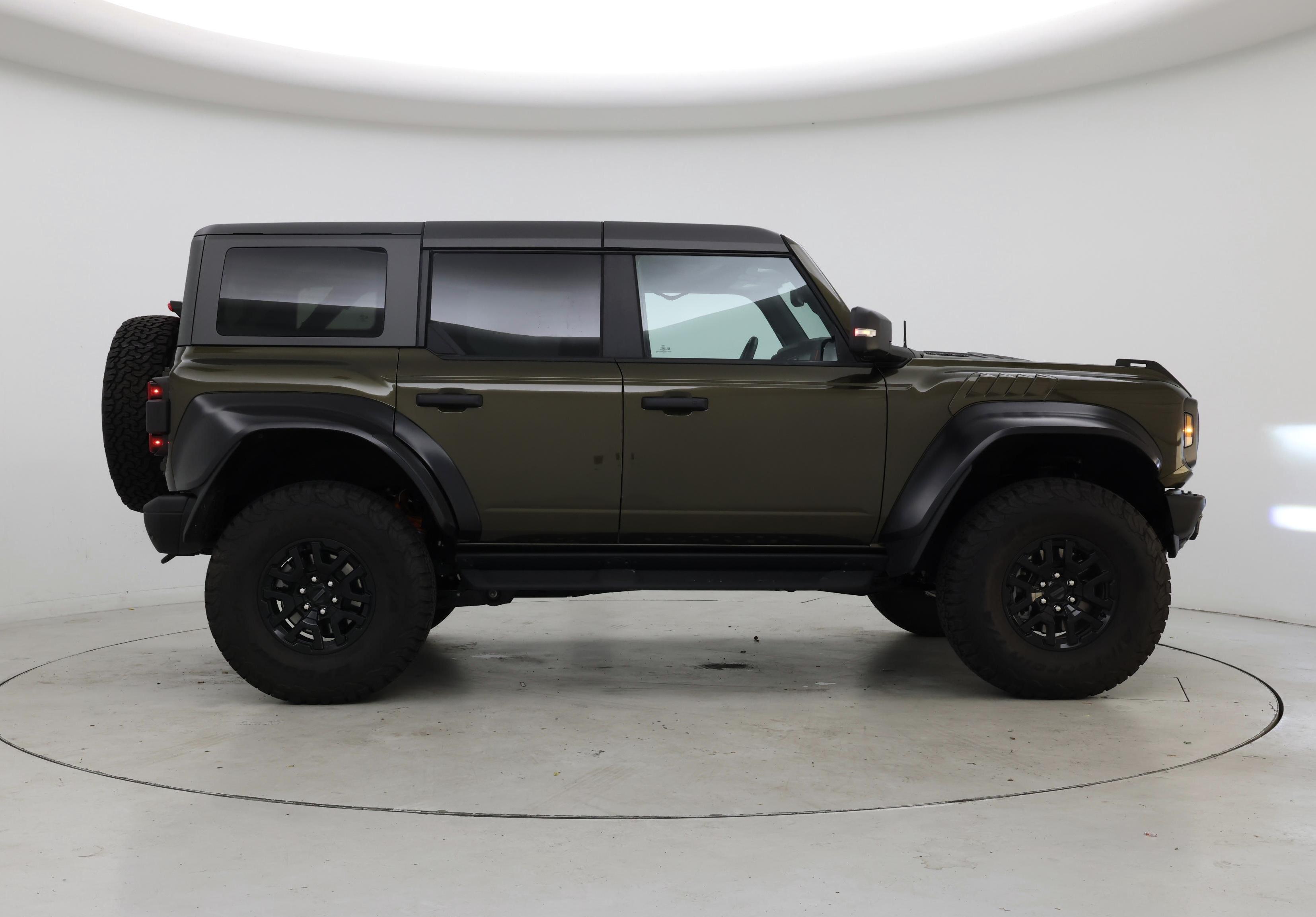Thumbnail: 2024 Ford Bronco - 7