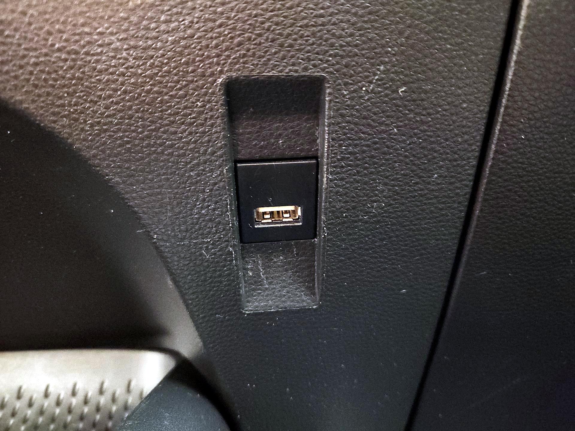 Thumbnail: 2022 Toyota Corolla - 18