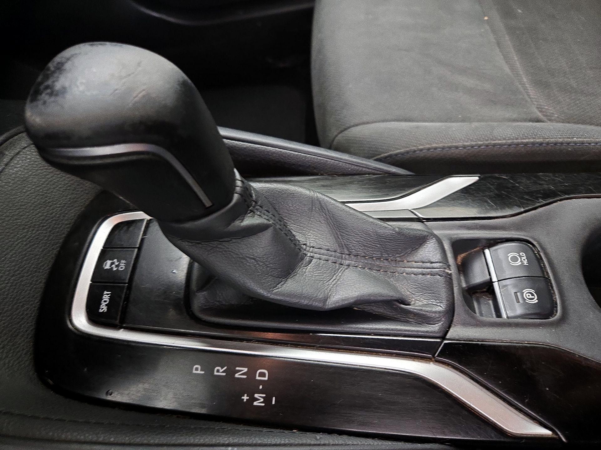 Thumbnail: 2020 Toyota Corolla - 17