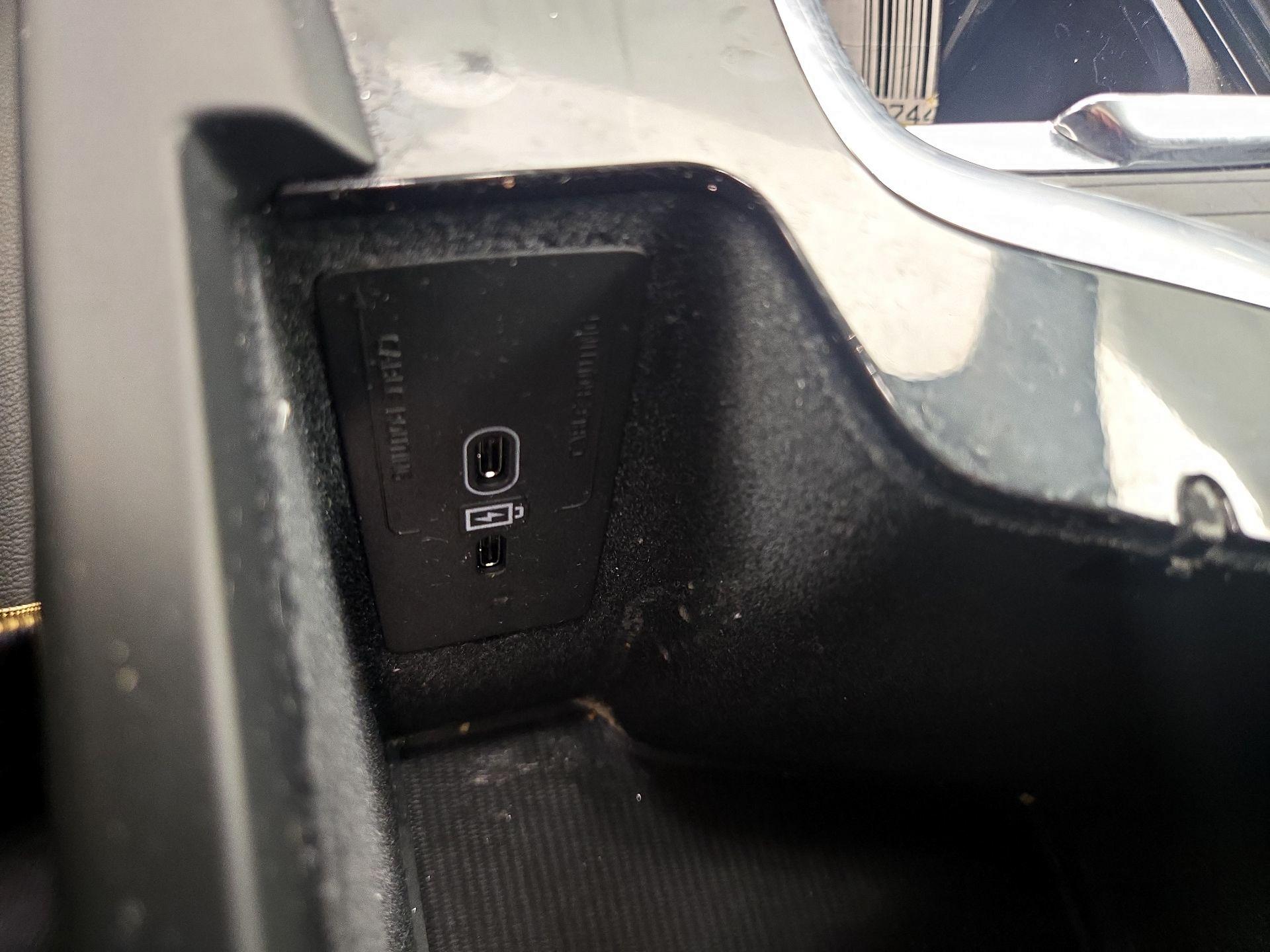 Thumbnail: 2023 Volvo XC60 - 19